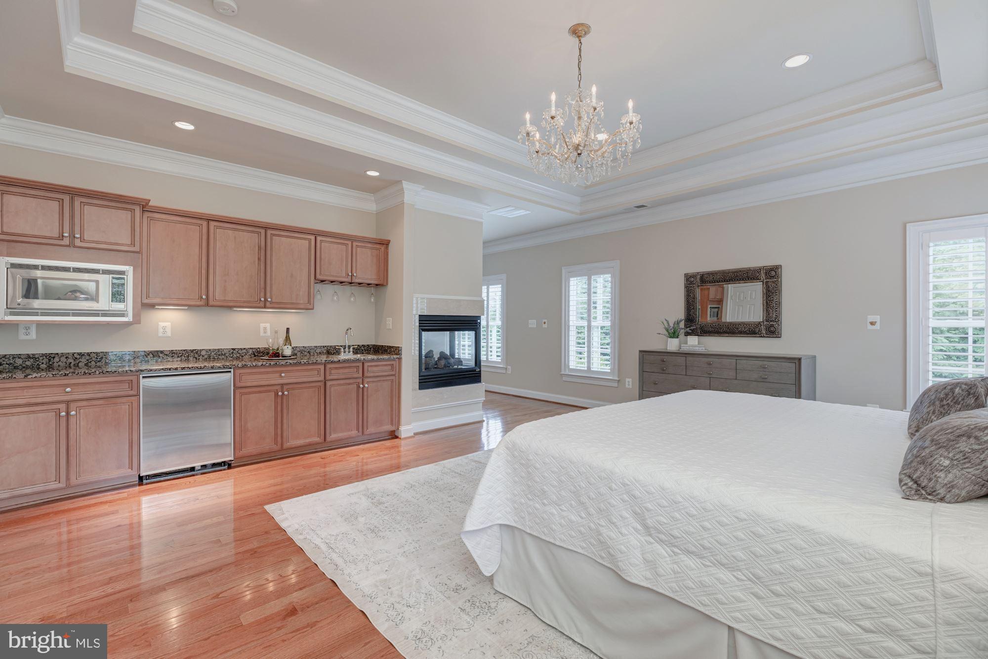 LINWAY PARK OF MCLEAN - Residential