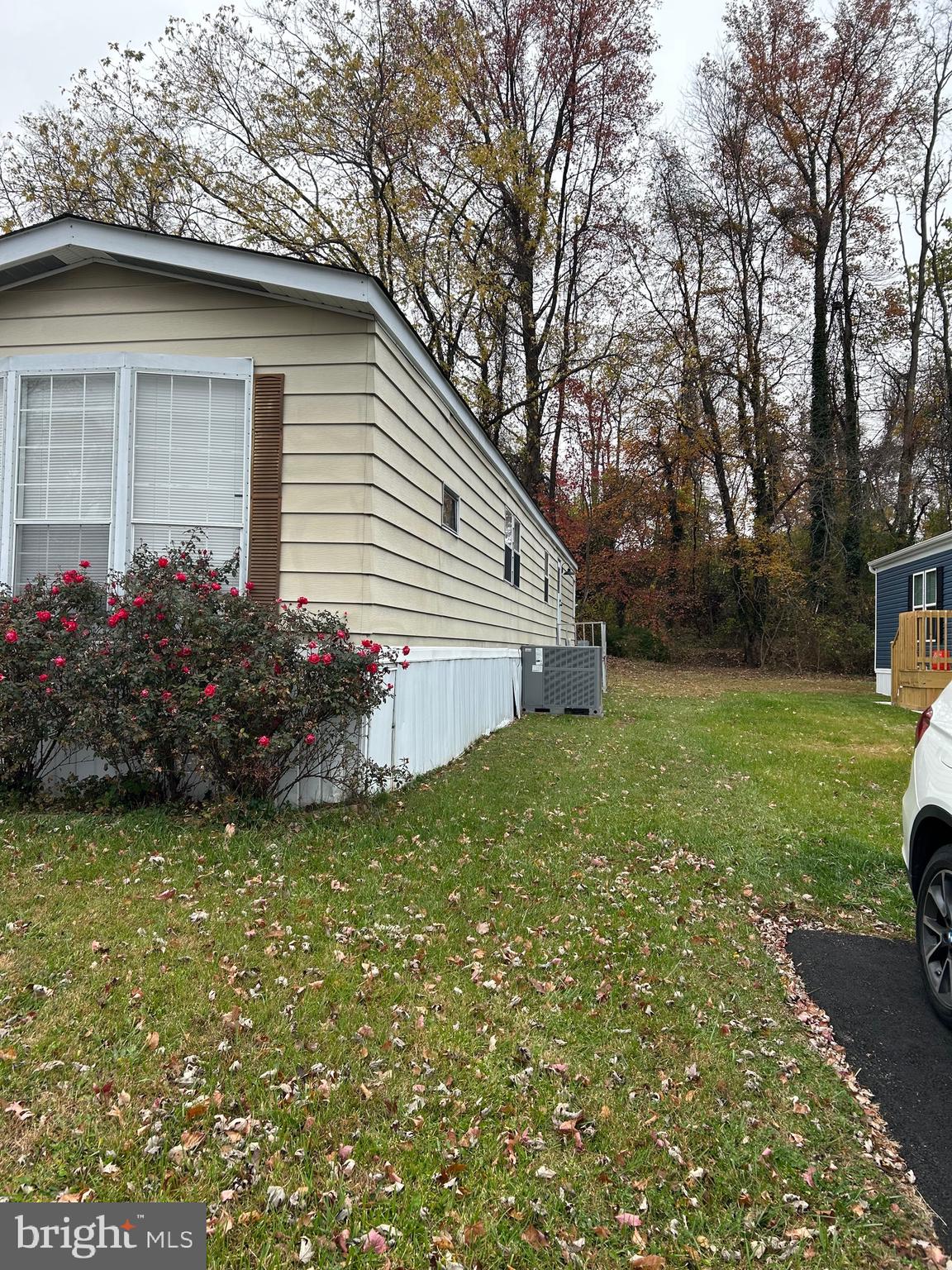 1944 CHIPPER DRIVE