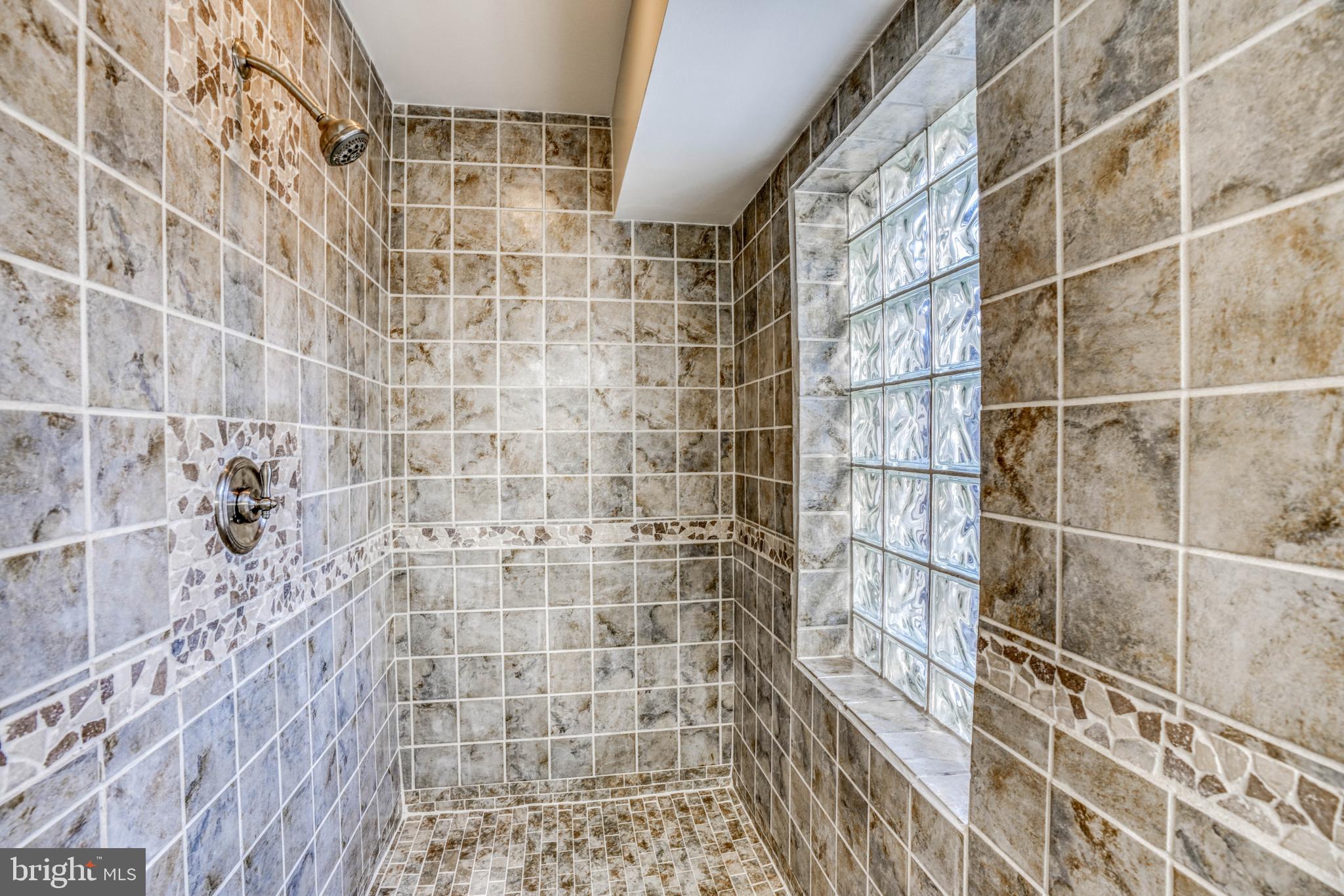 BREWERS HILL HISTORIC DISTRICT - Residential Lease