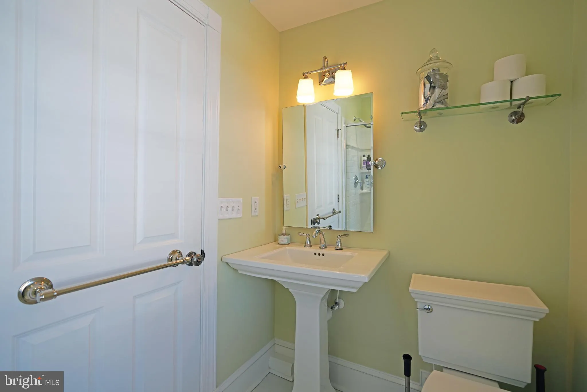 Lewes, Delaware 19958, United States, 6 Bedrooms Bedrooms, ,4 BathroomsBathrooms,Residential,Active,8693