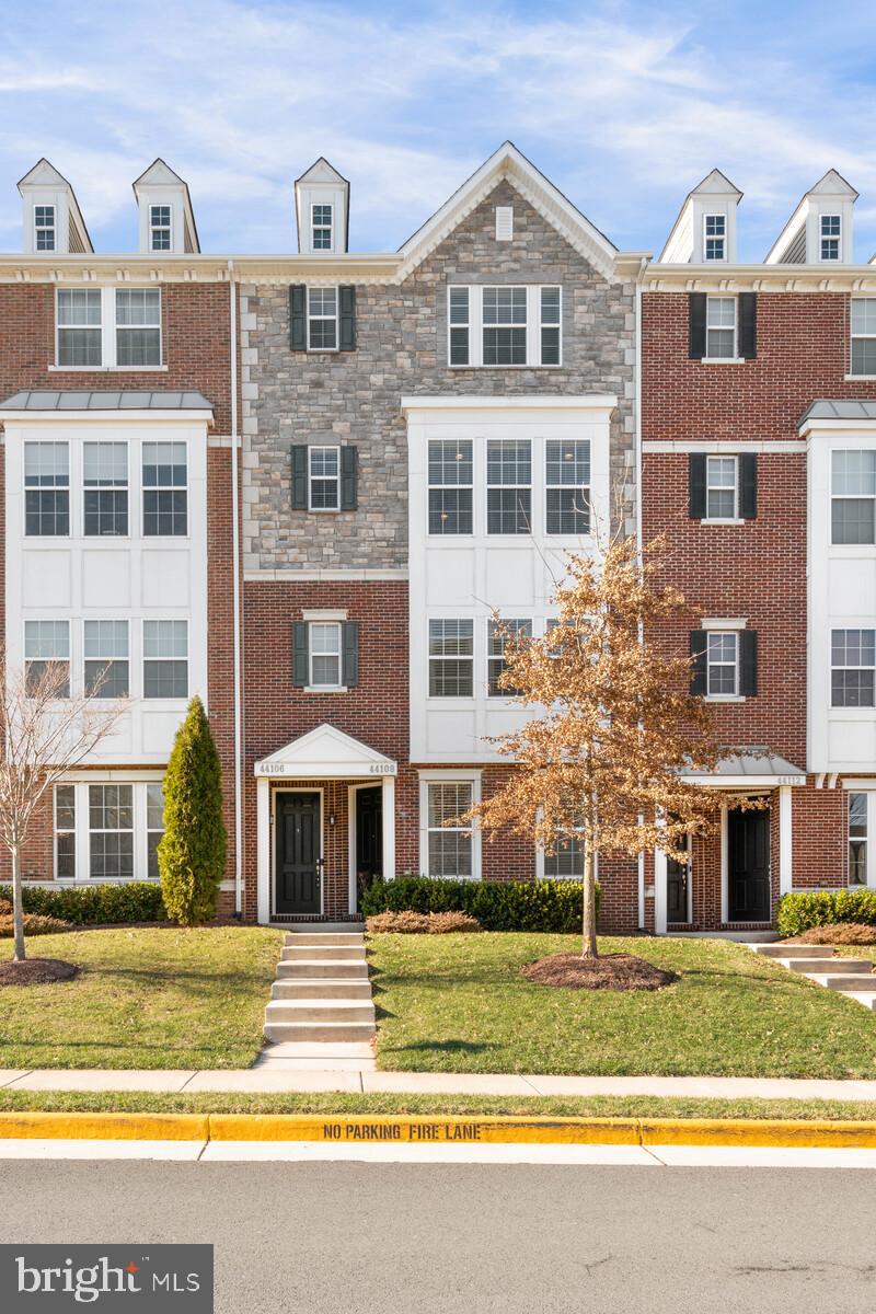 EAST GATE CONDOMINIUMS - Residential