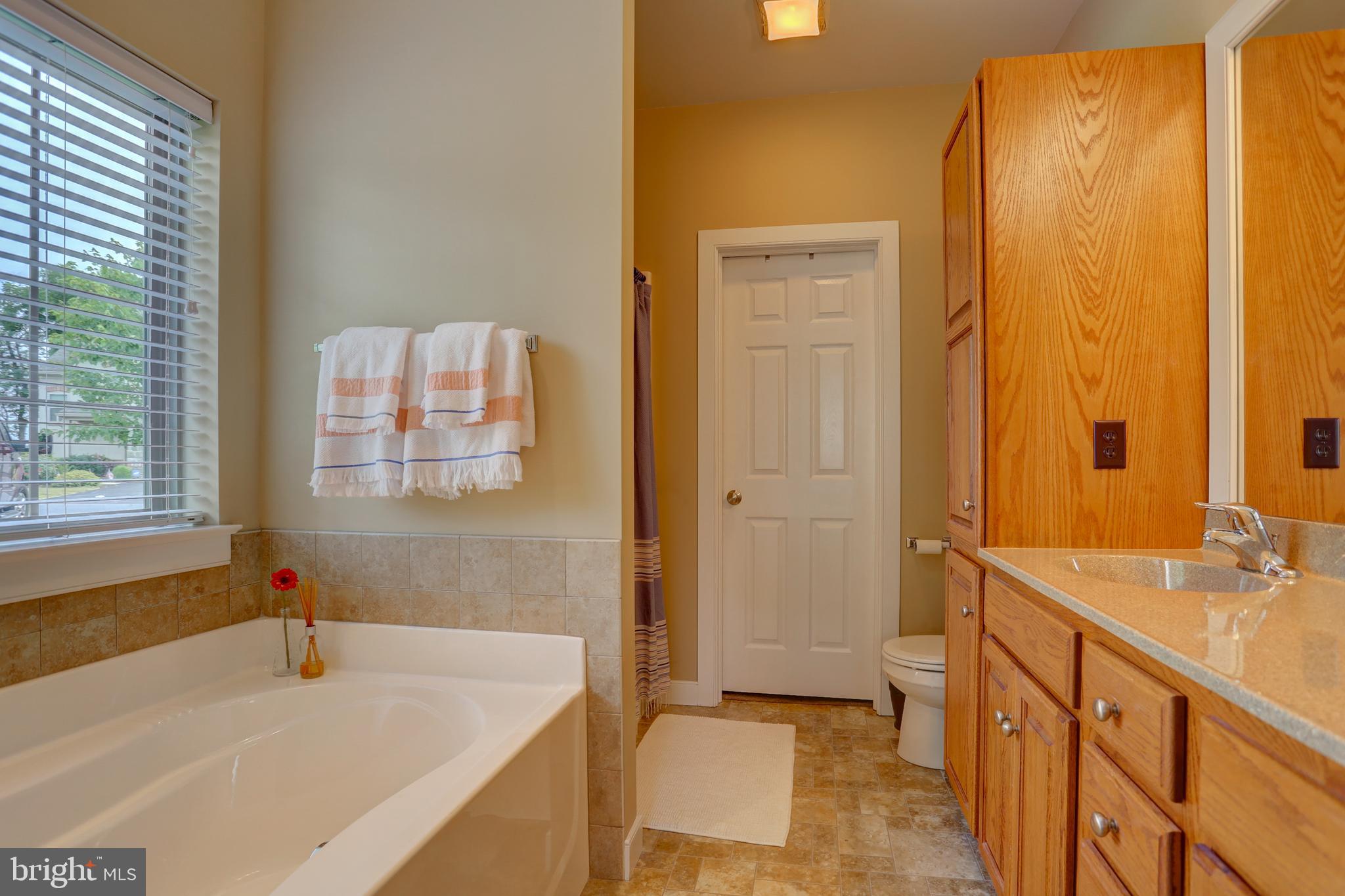 FIELDCREST - Residential