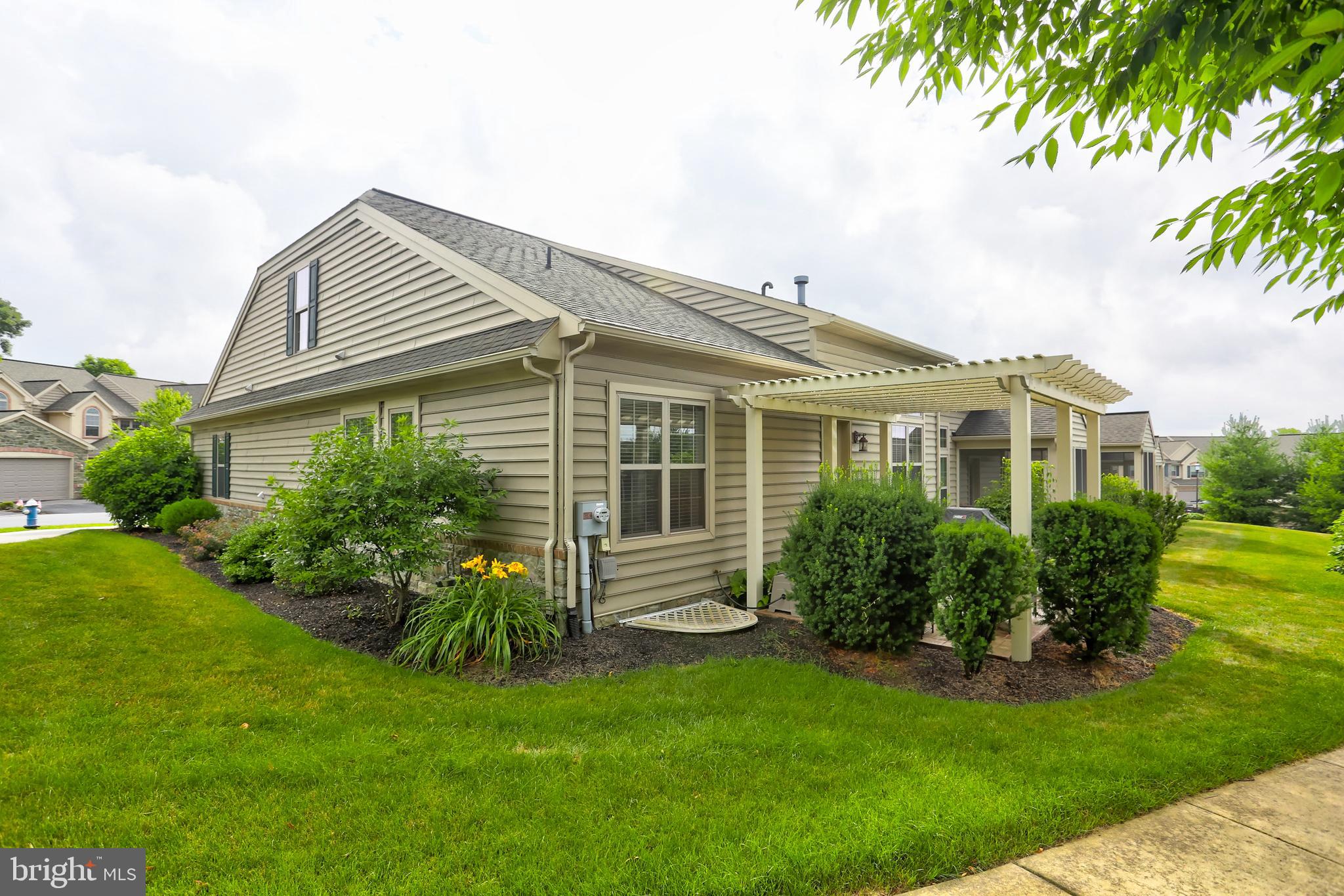 FIELDCREST - Residential