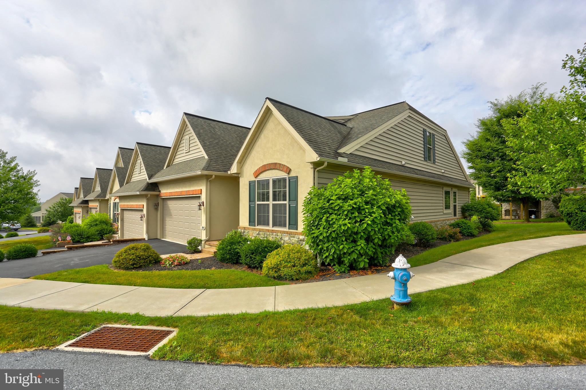 FIELDCREST - Residential