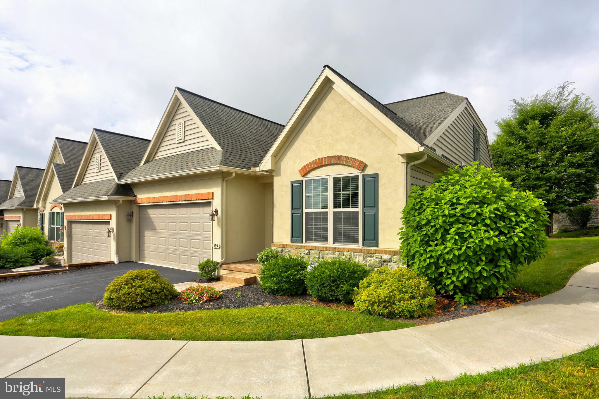 FIELDCREST - Residential
