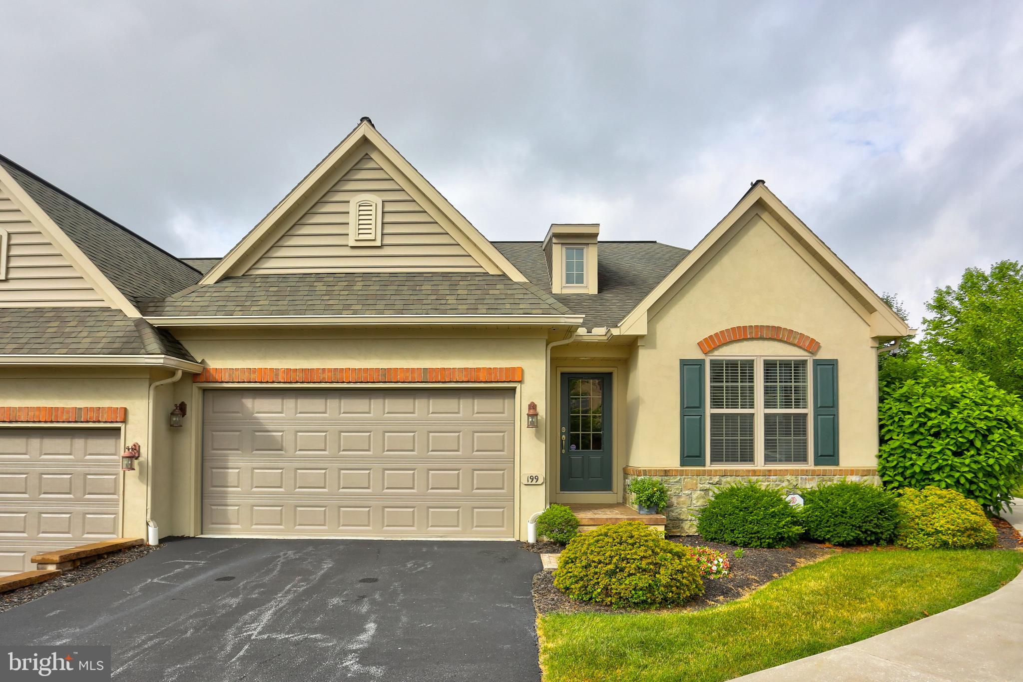 FIELDCREST - Residential
