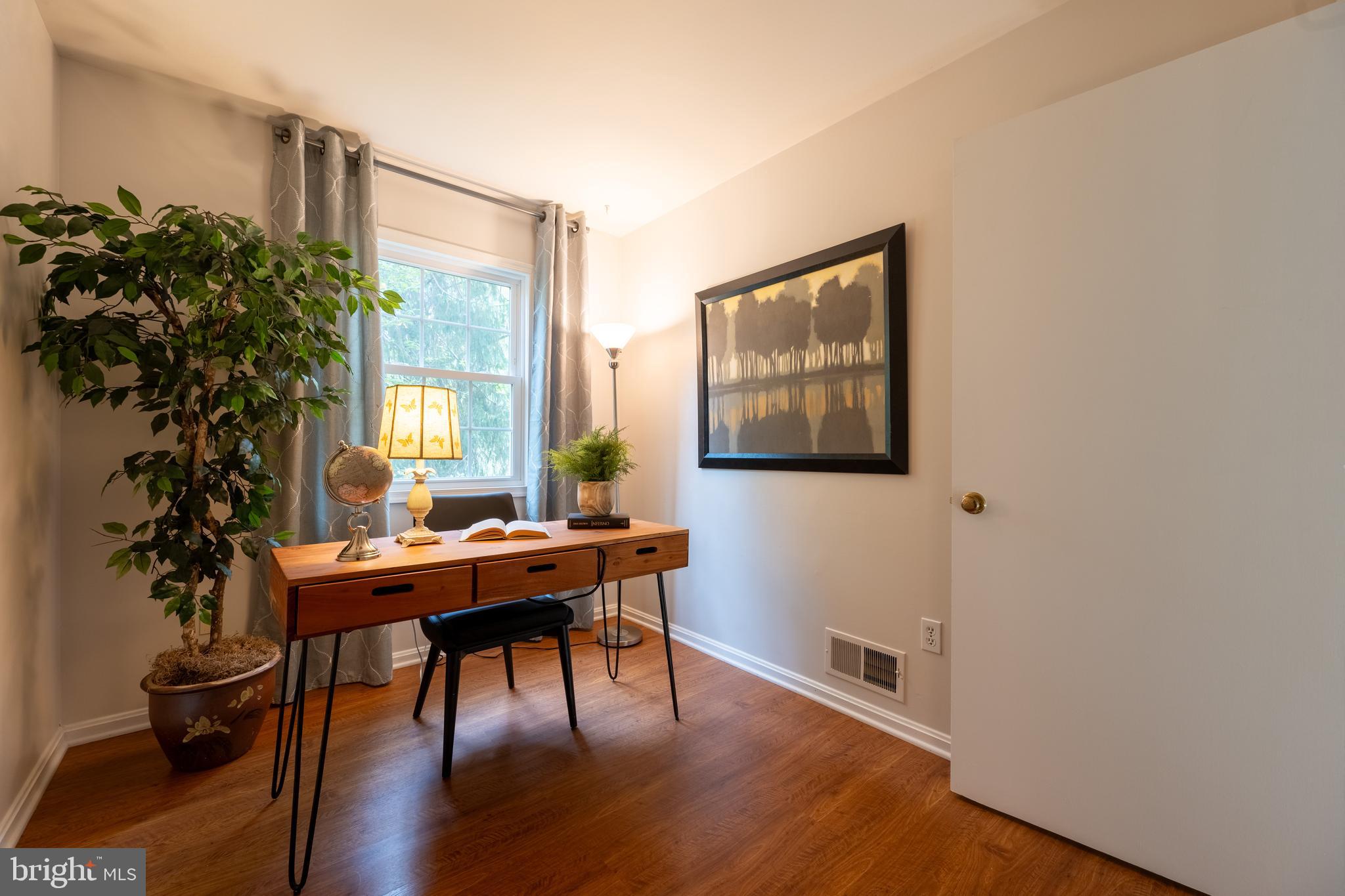 SWANSFIELD - Residential