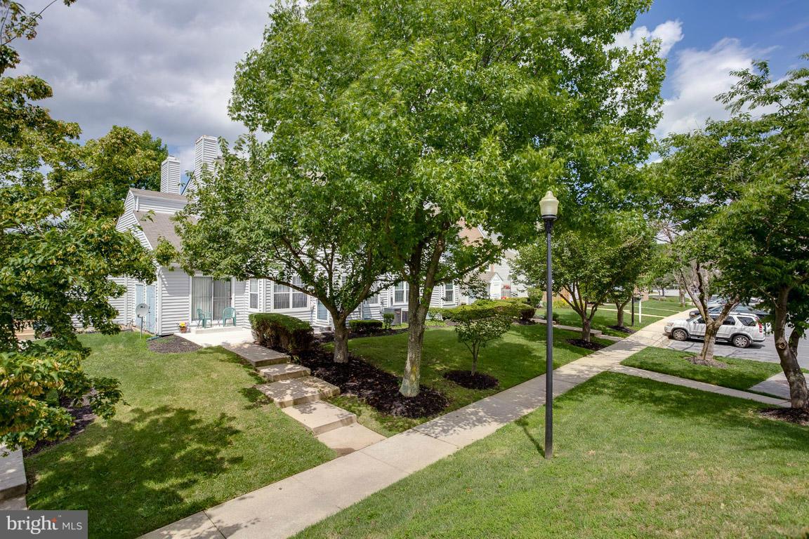 DEVON HILLS CONDO - Residential Lease