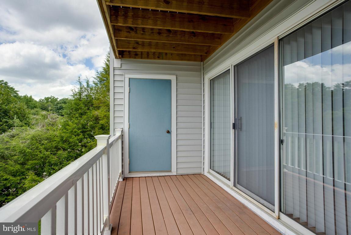 DEVON HILLS CONDO - Residential Lease