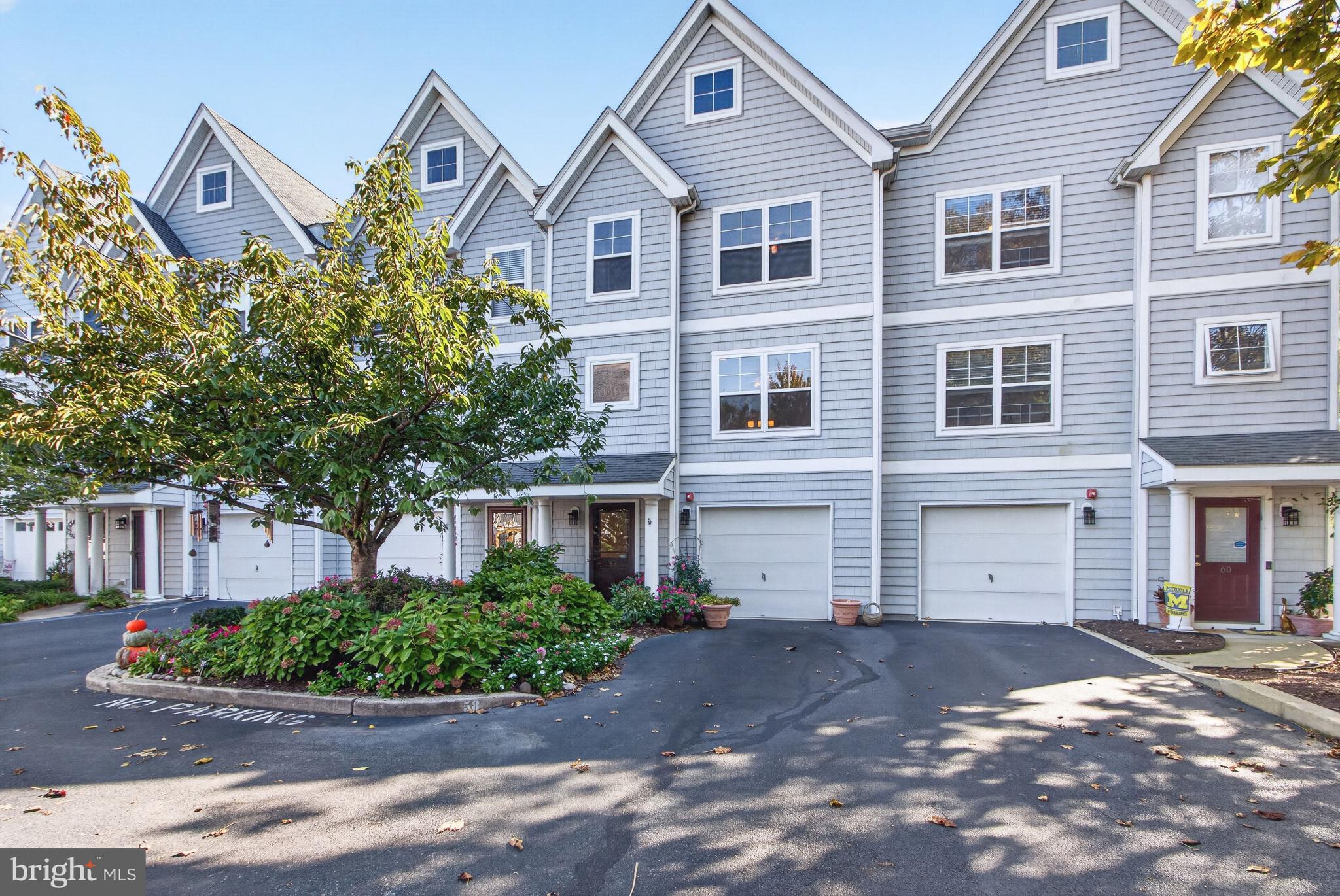 58 CANAL LANDING COURT
