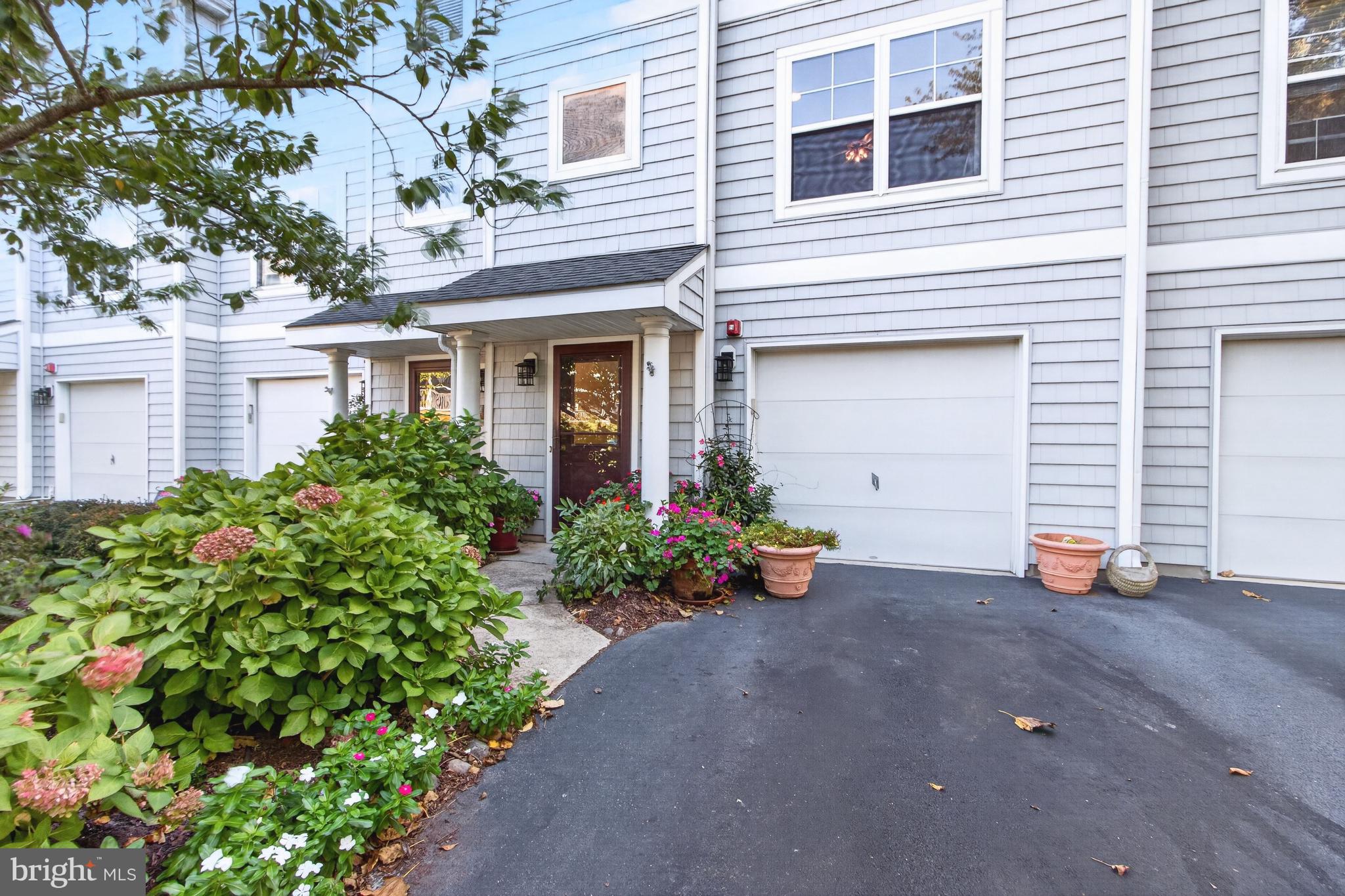 58 CANAL LANDING COURT