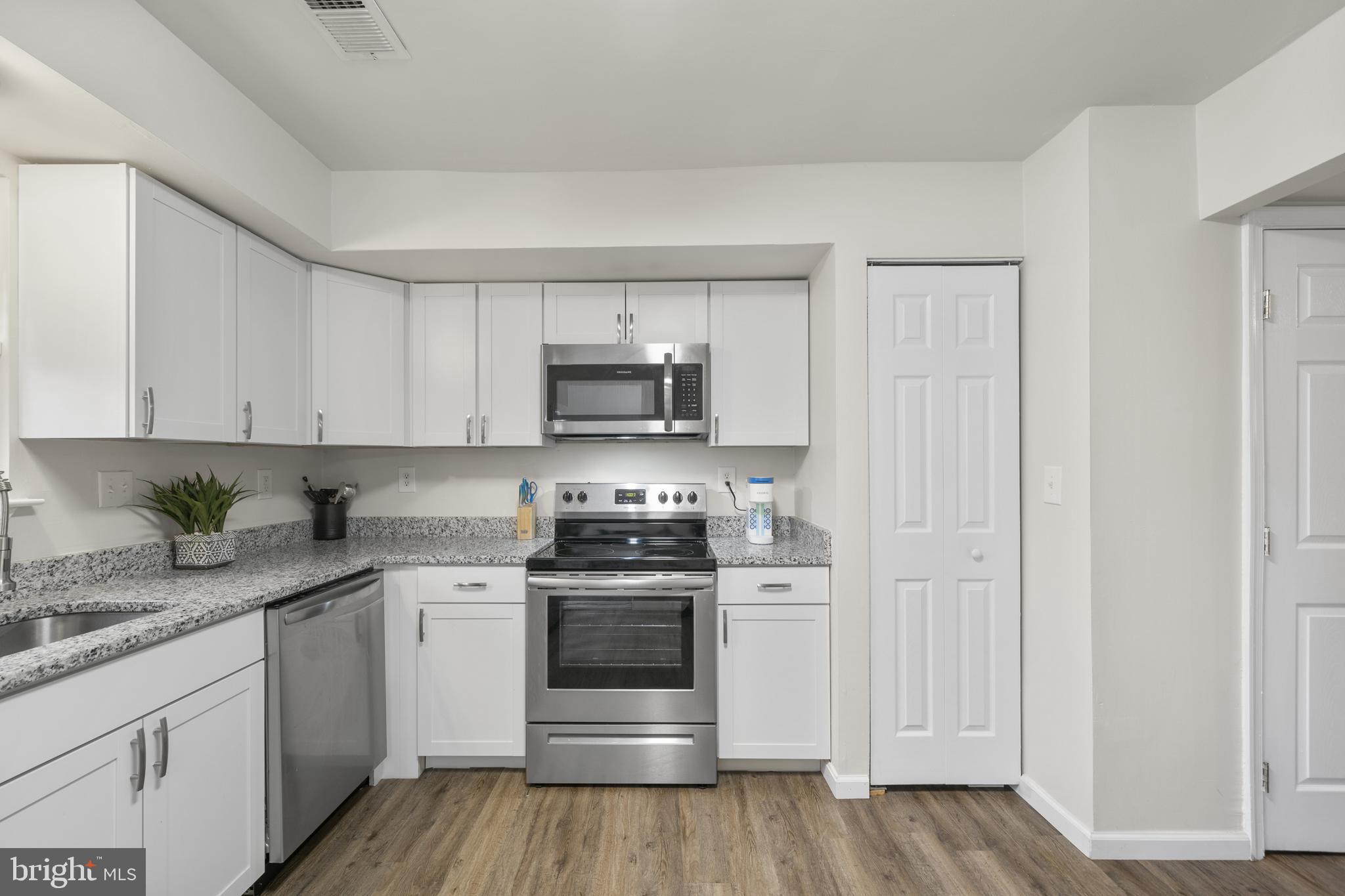 ST CHARLES SUB - WAKEFIELD - Residential