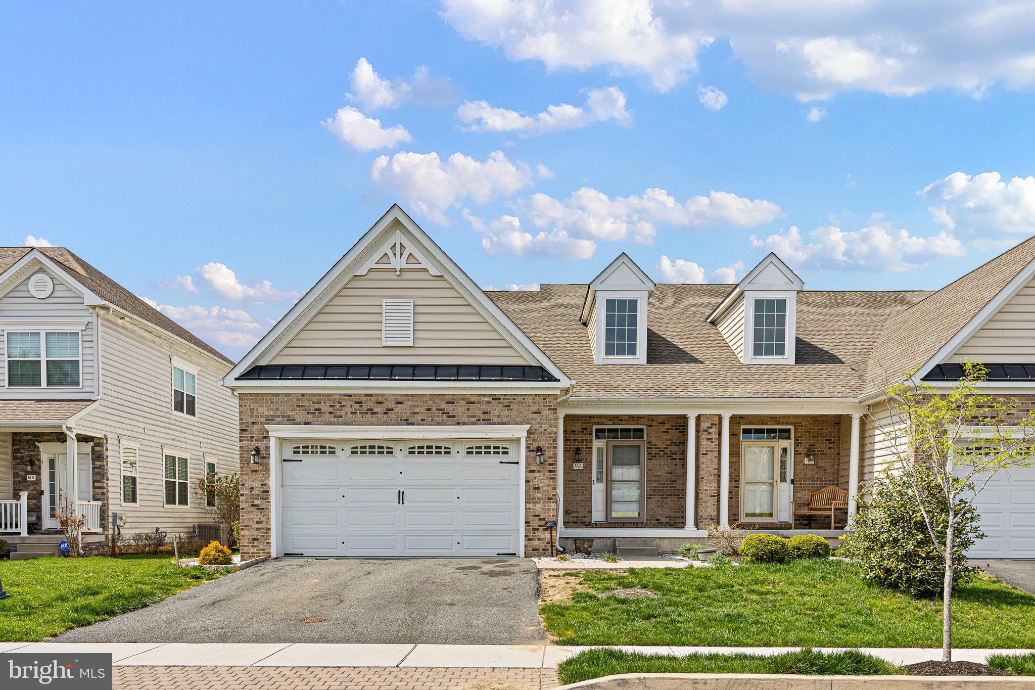 MERIDIAN CROSSING - Residential