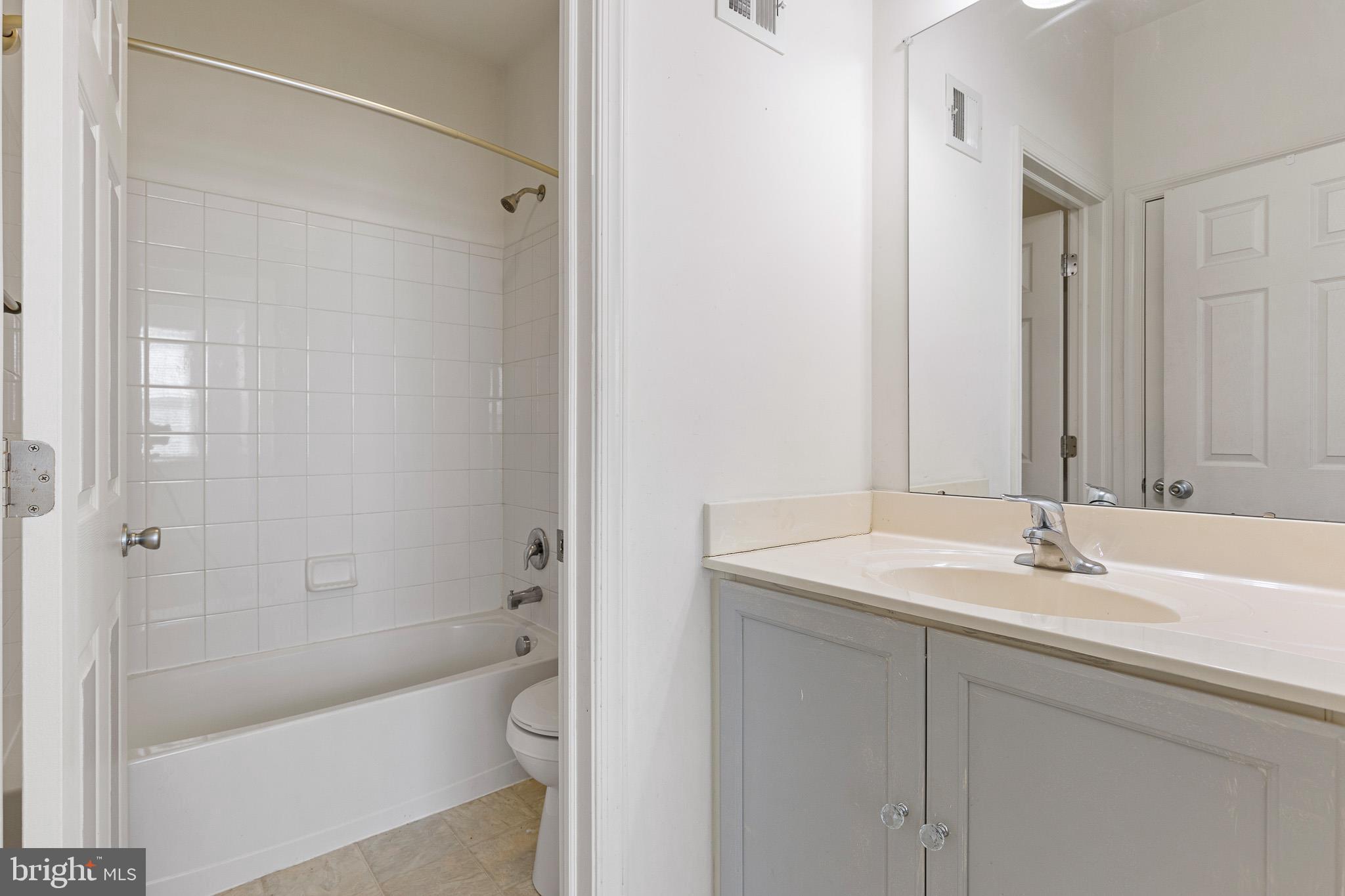 MERIDIAN CROSSING - Residential