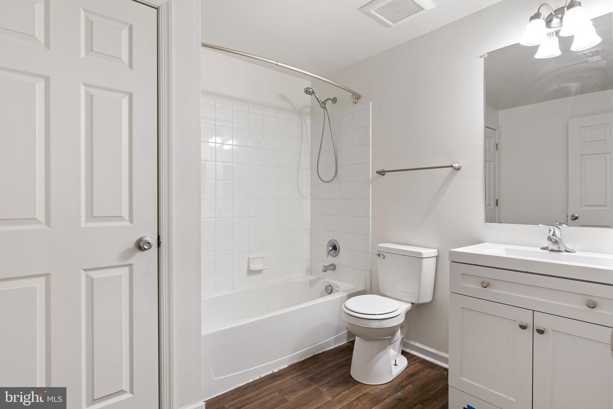 MERIDIAN CROSSING - Residential