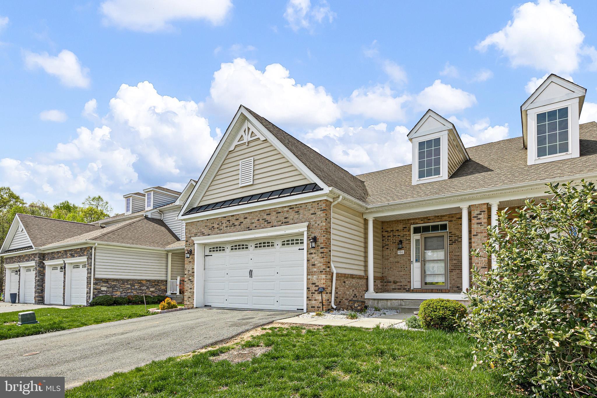 MERIDIAN CROSSING - Residential