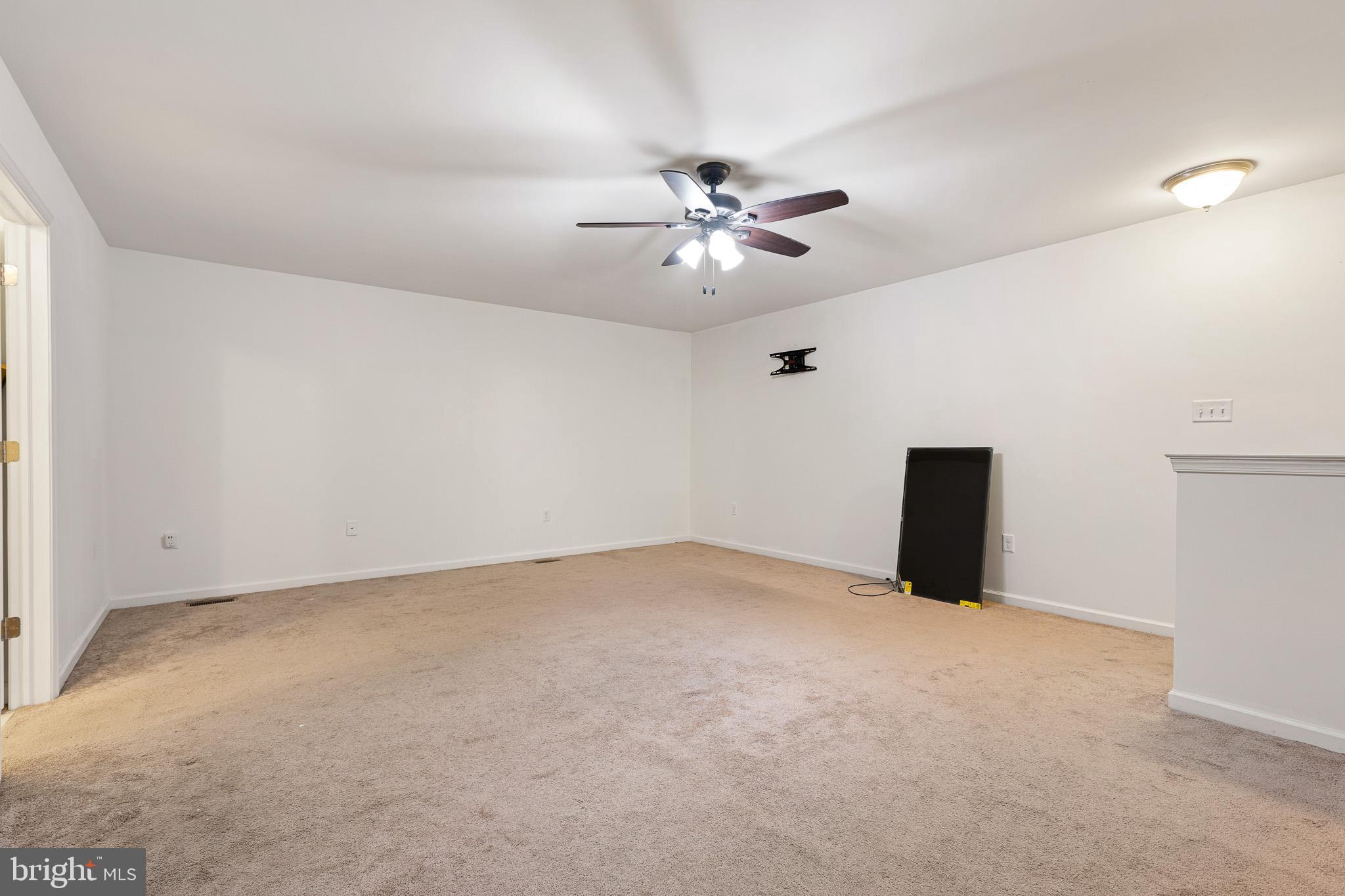 MERIDIAN CROSSING - Residential