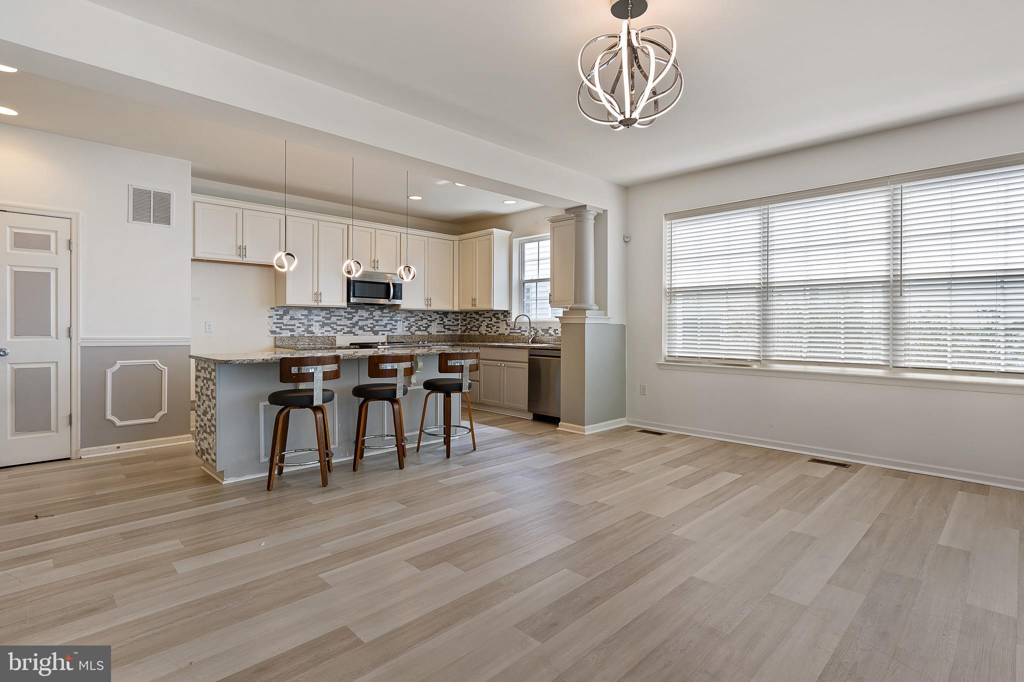 MERIDIAN CROSSING - Residential