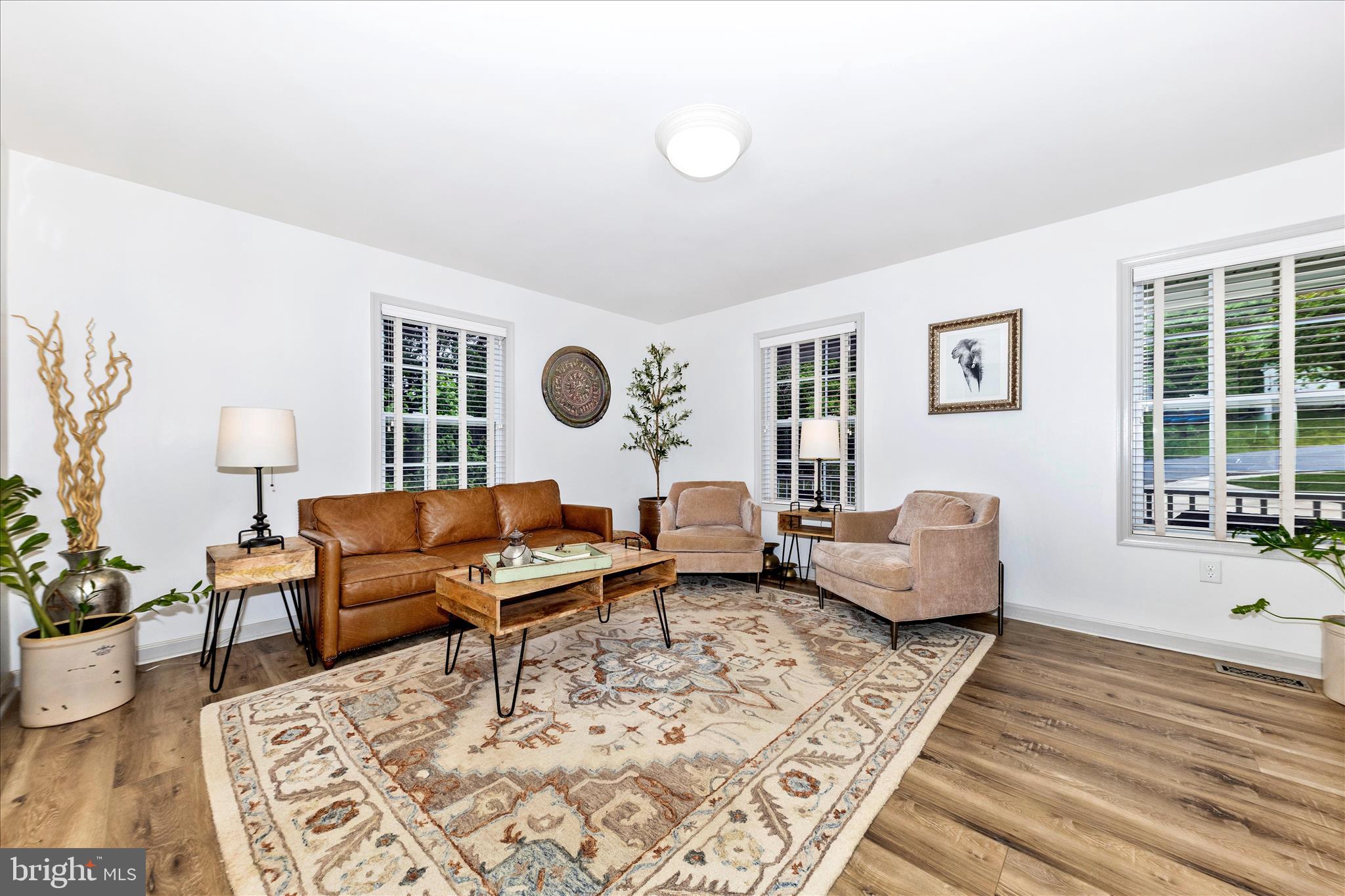 BRUNSWICK - Residential