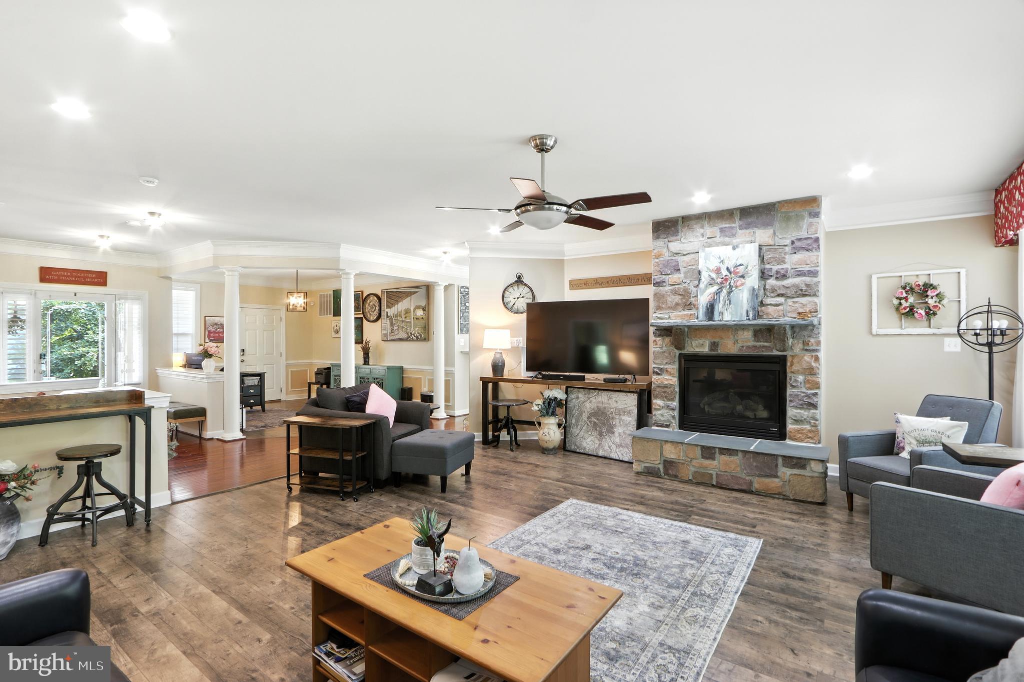 SLOOP COVE LANDING - Residential