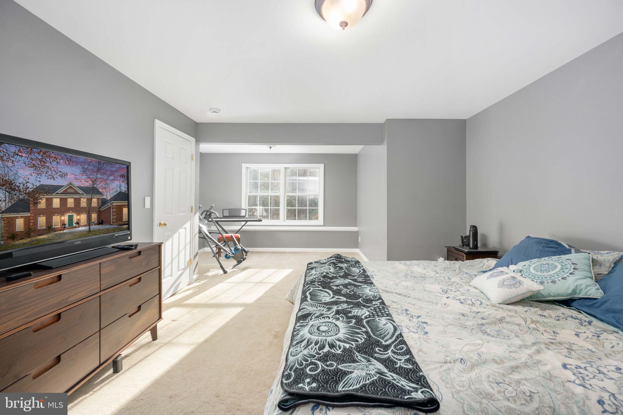 AQUIA OVERLOOK - Residential