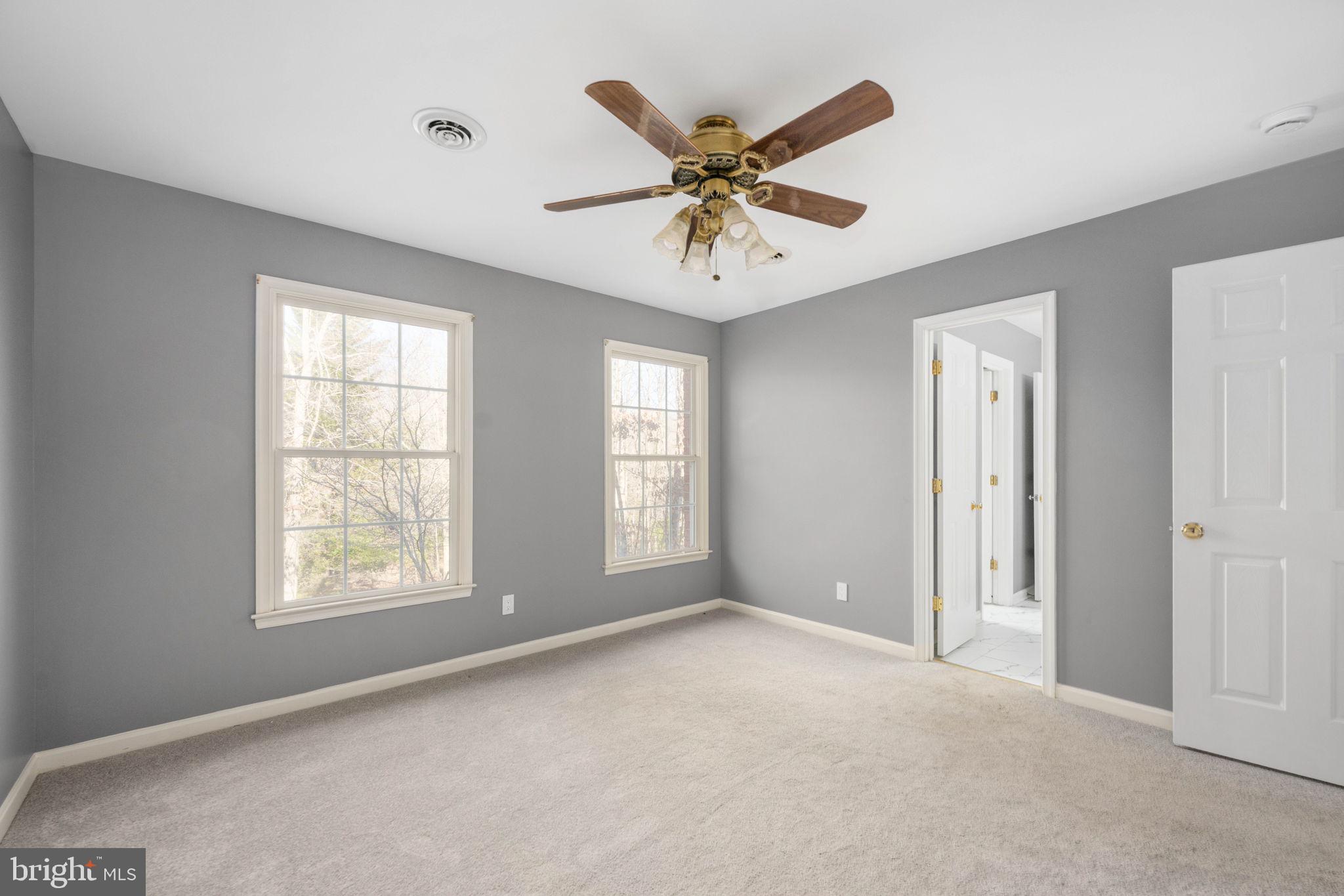 AQUIA OVERLOOK - Residential