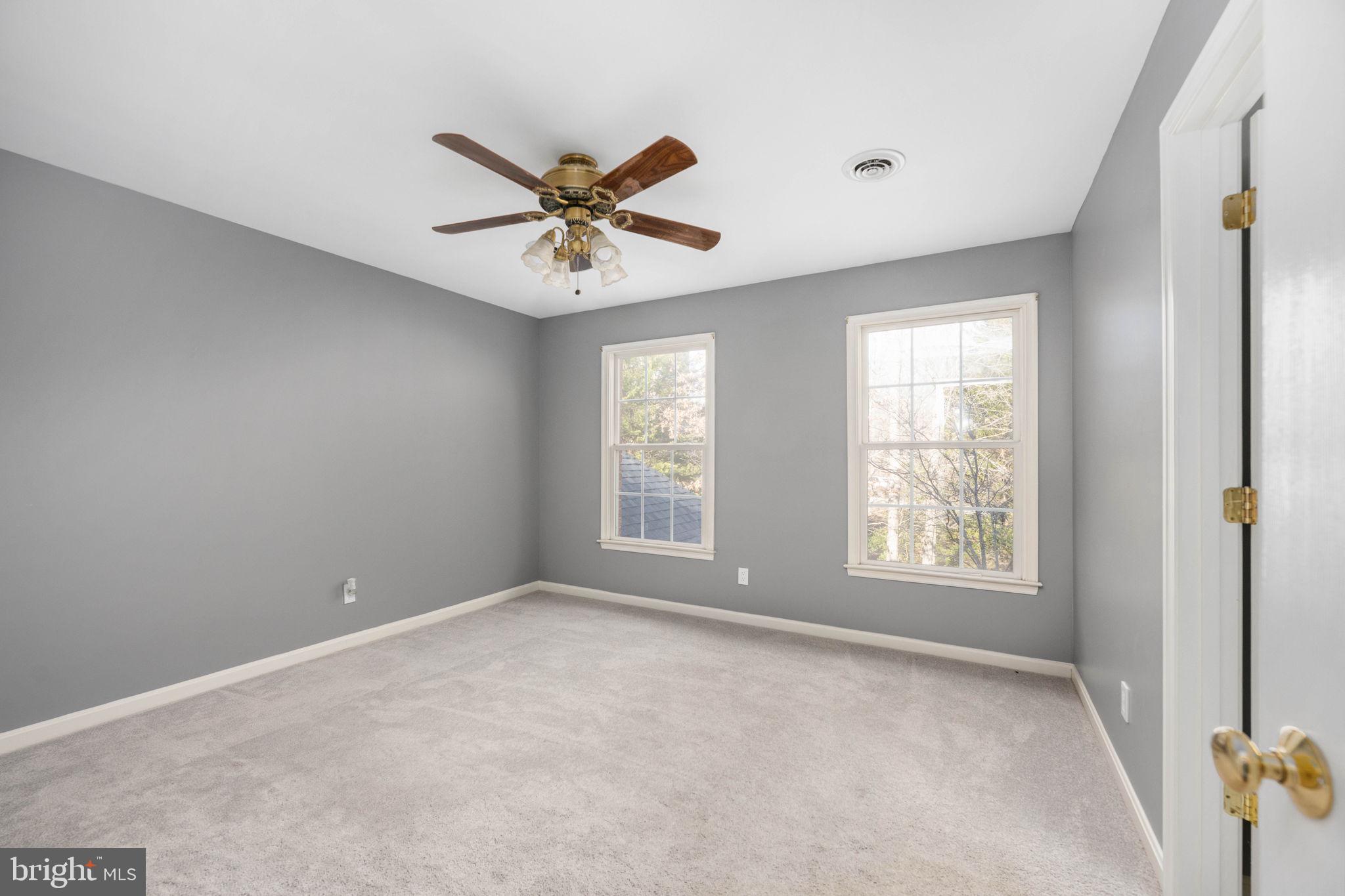 AQUIA OVERLOOK - Residential