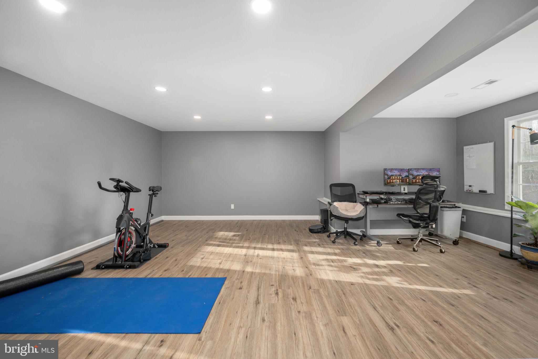 AQUIA OVERLOOK - Residential