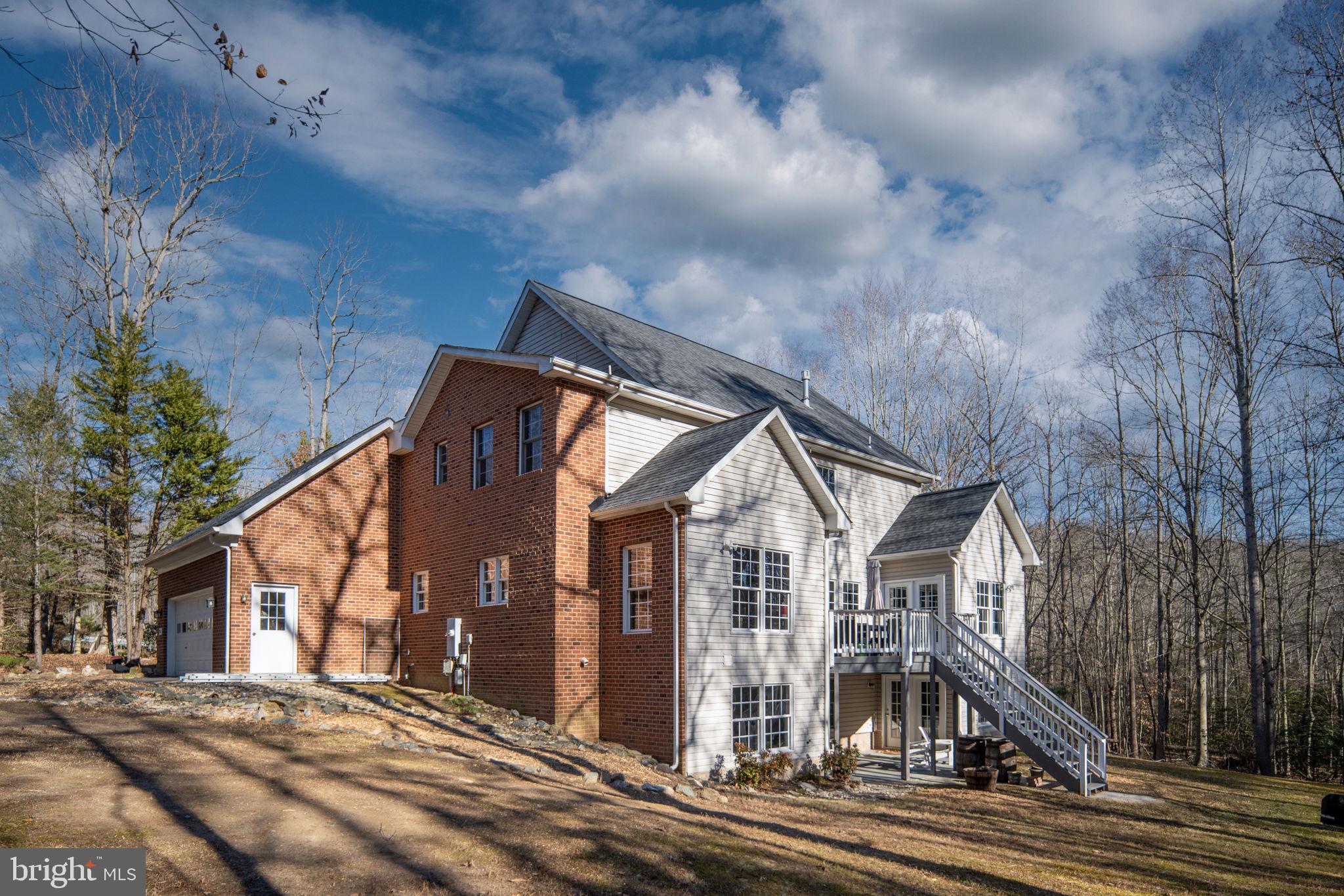 AQUIA OVERLOOK - Residential