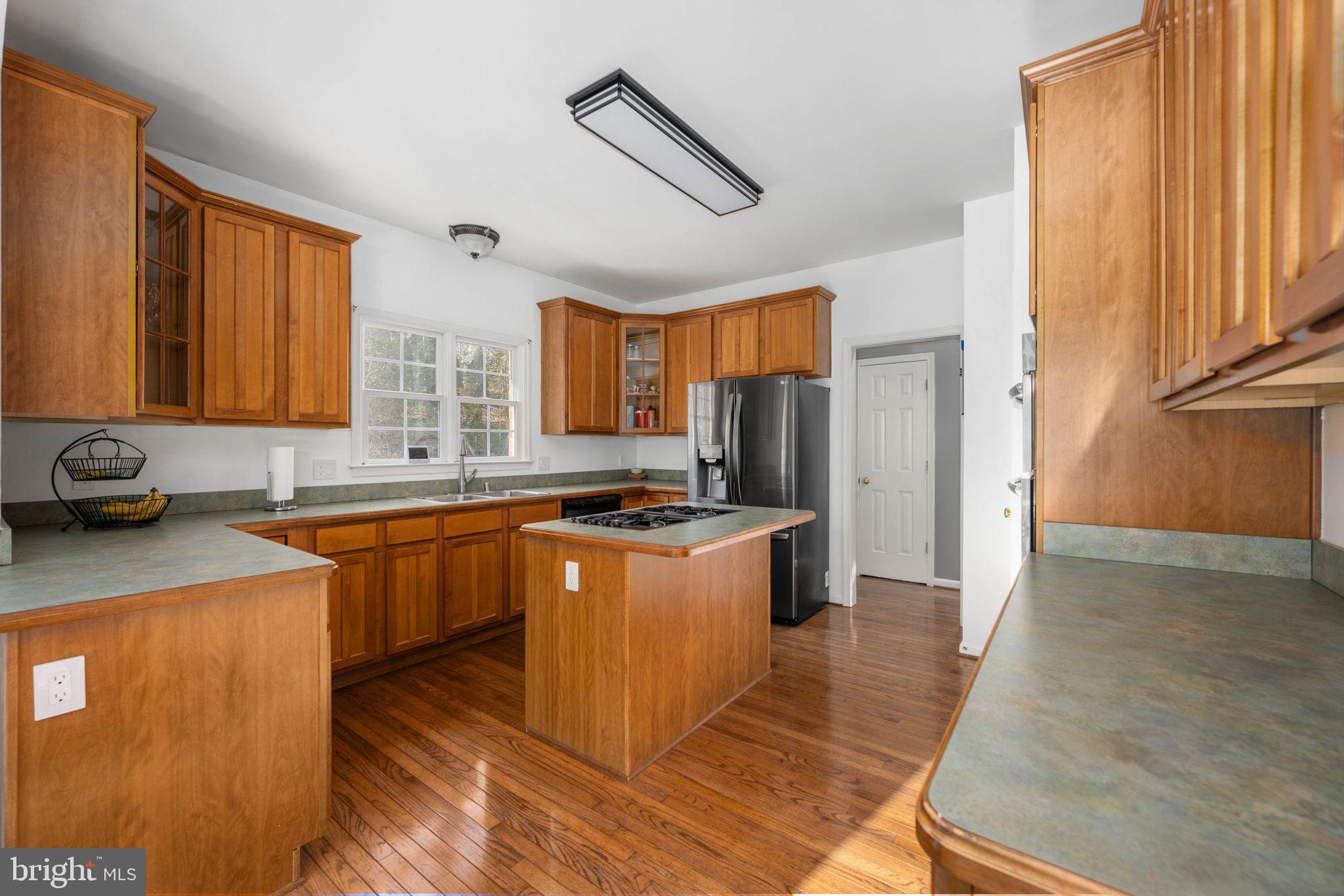 AQUIA OVERLOOK - Residential