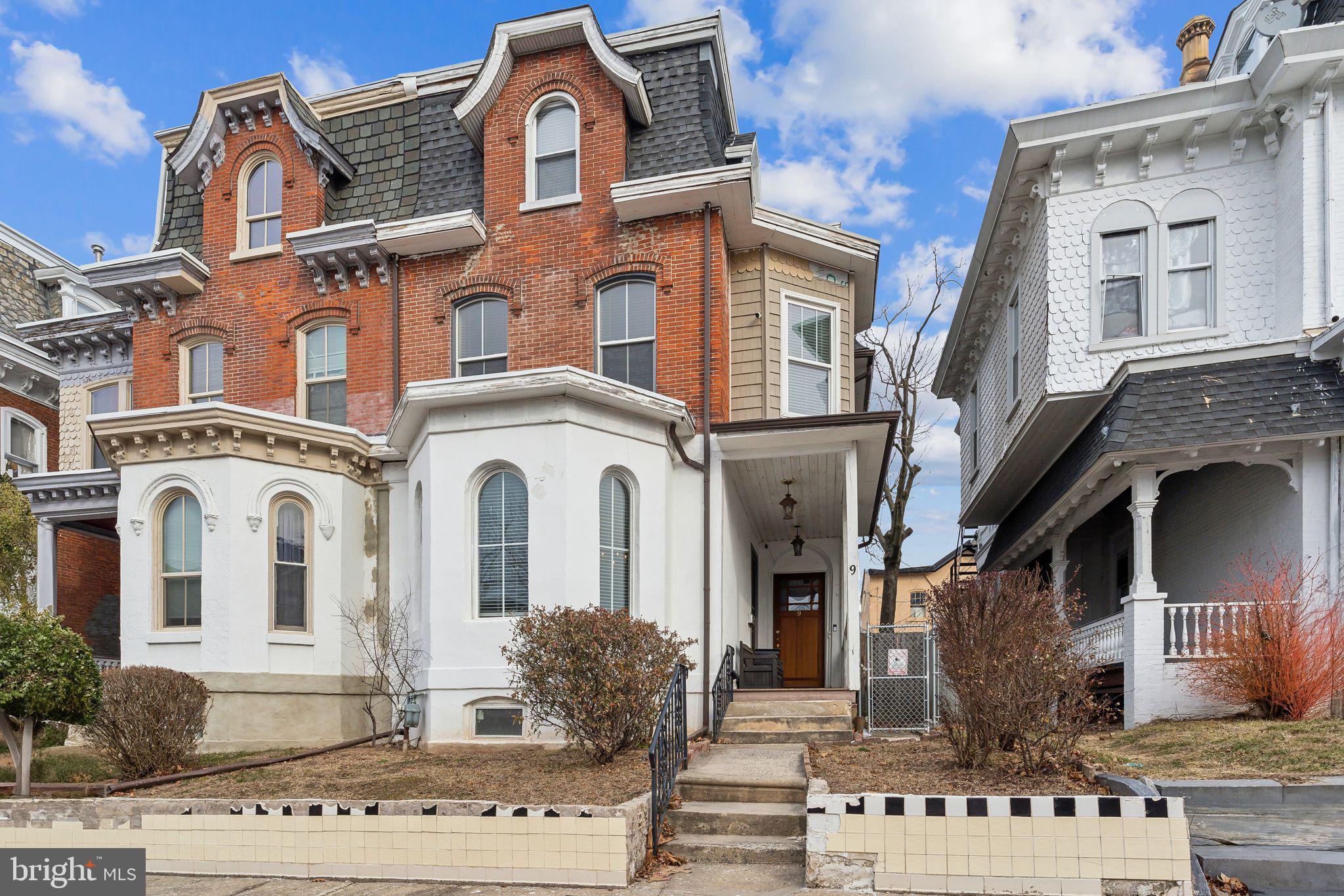 NORRISTOWN - Residential