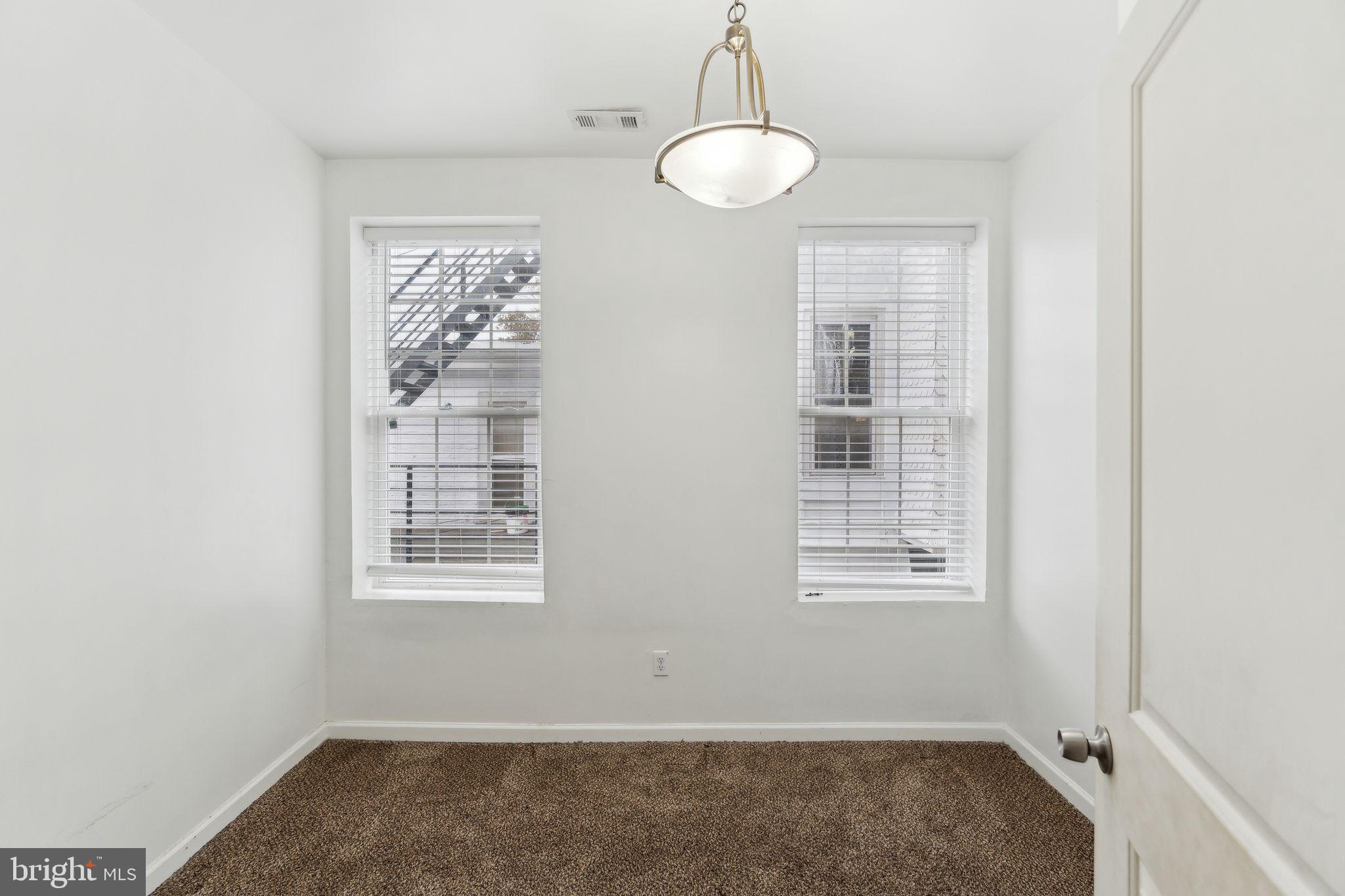 NORRISTOWN - Residential