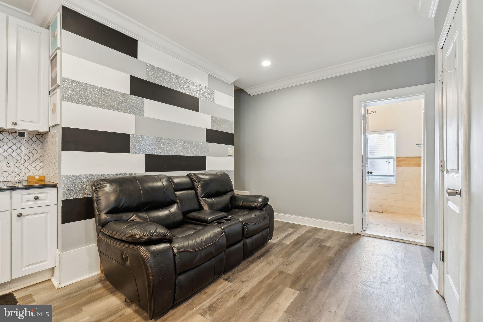 NORRISTOWN - Residential