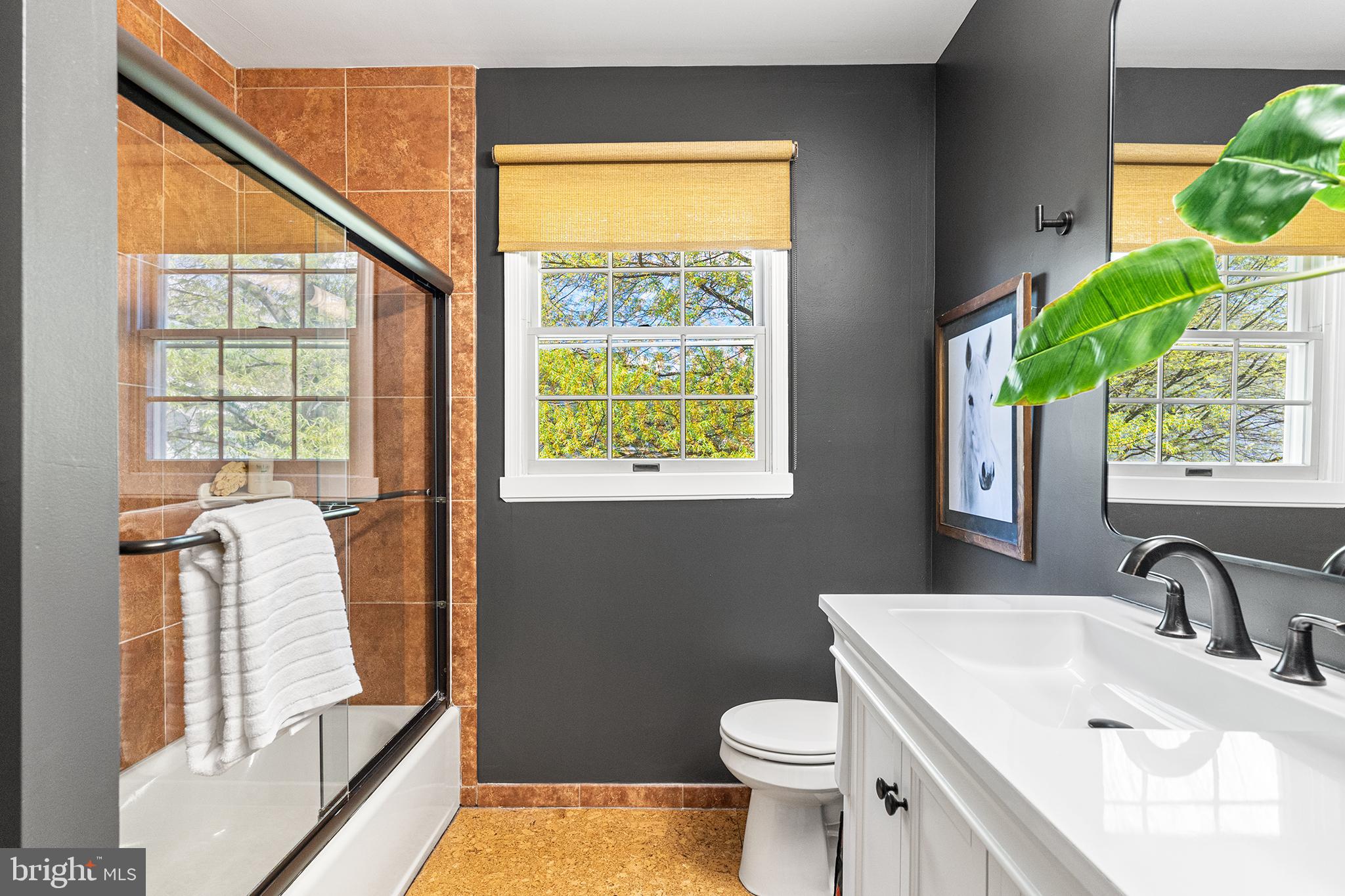 VIRGINIA SQUARE - Residential