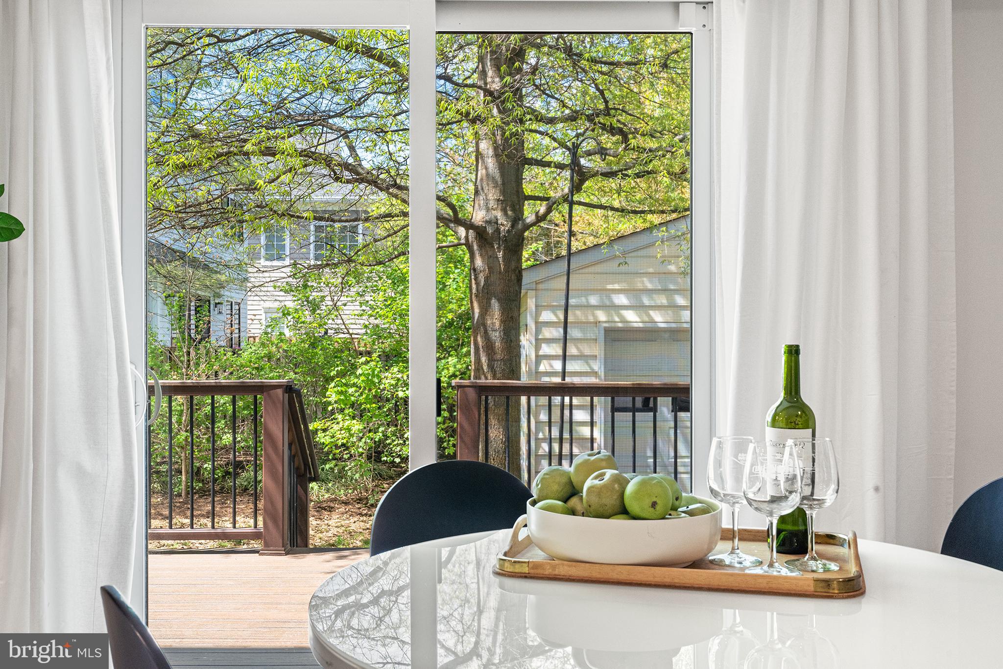 VIRGINIA SQUARE - Residential