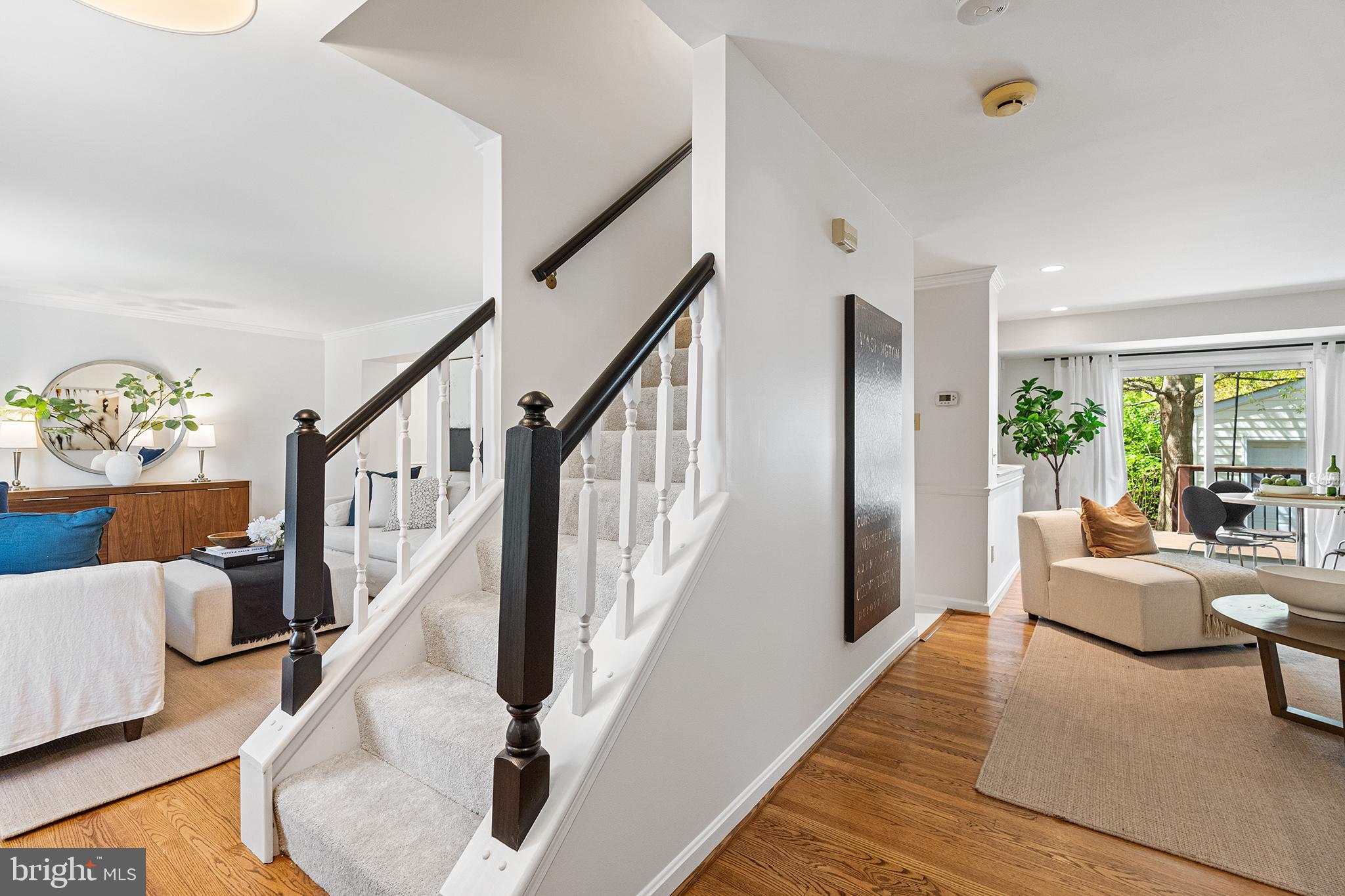 VIRGINIA SQUARE - Residential