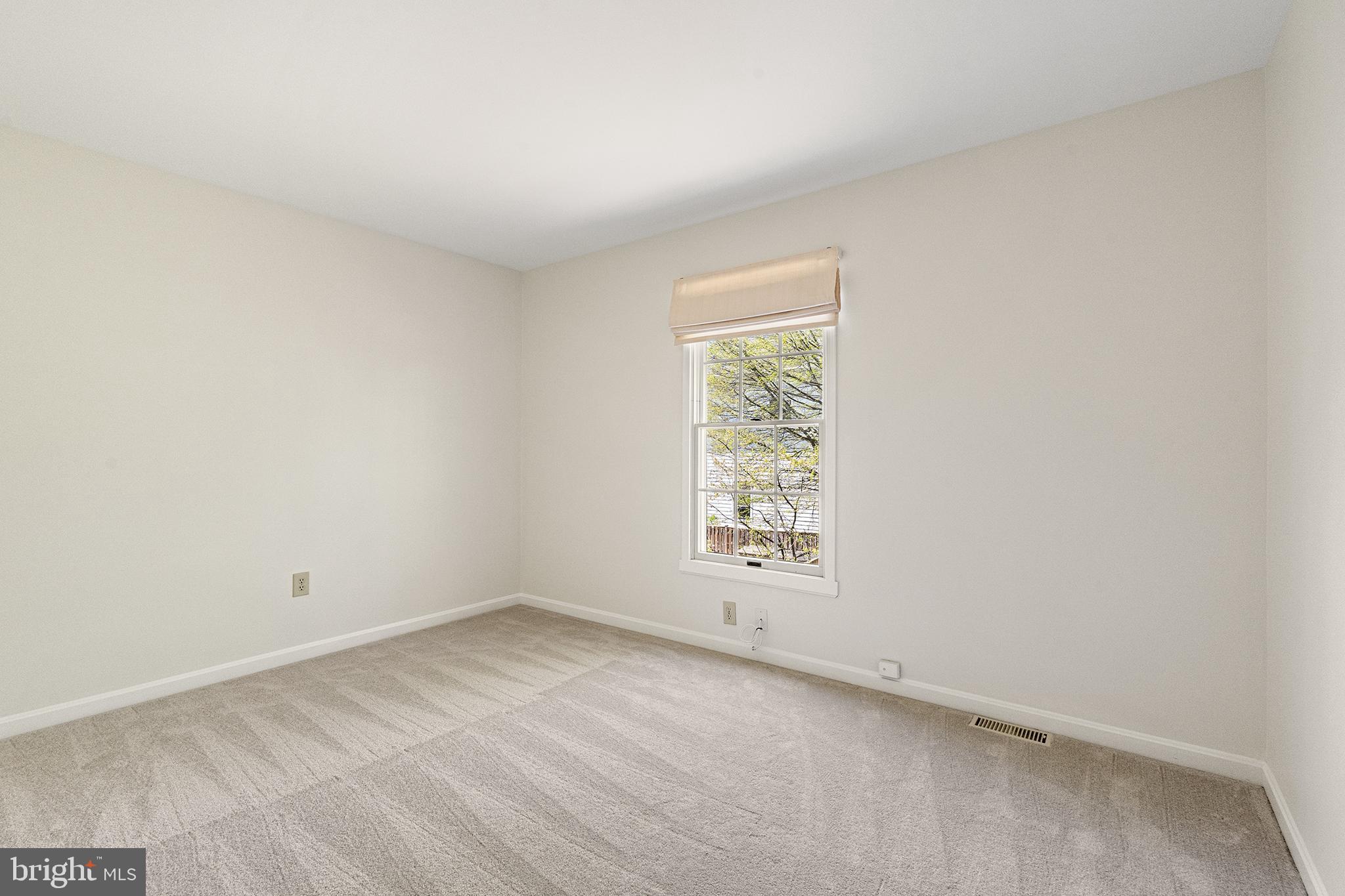 VIRGINIA SQUARE - Residential