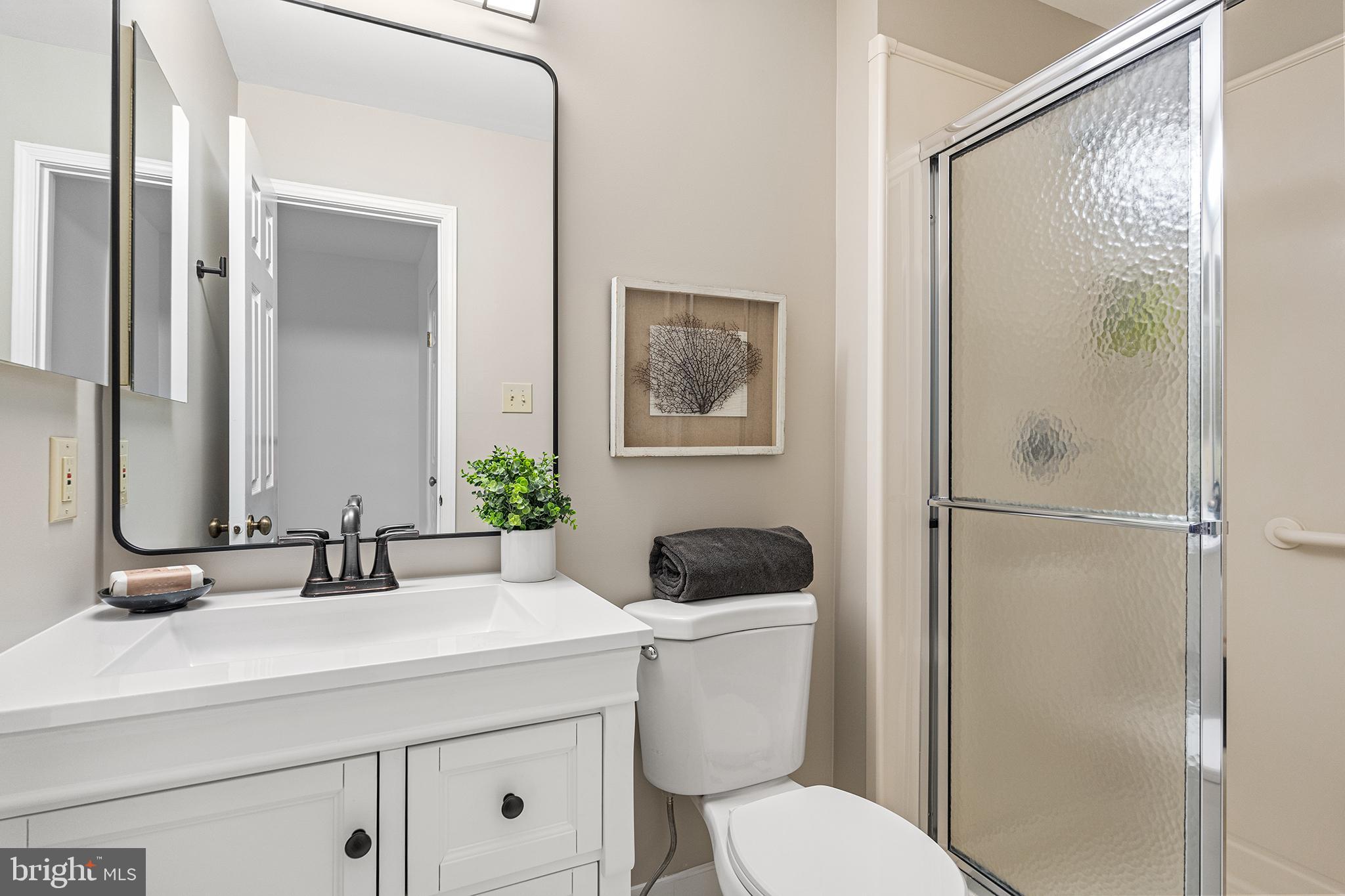 VIRGINIA SQUARE - Residential