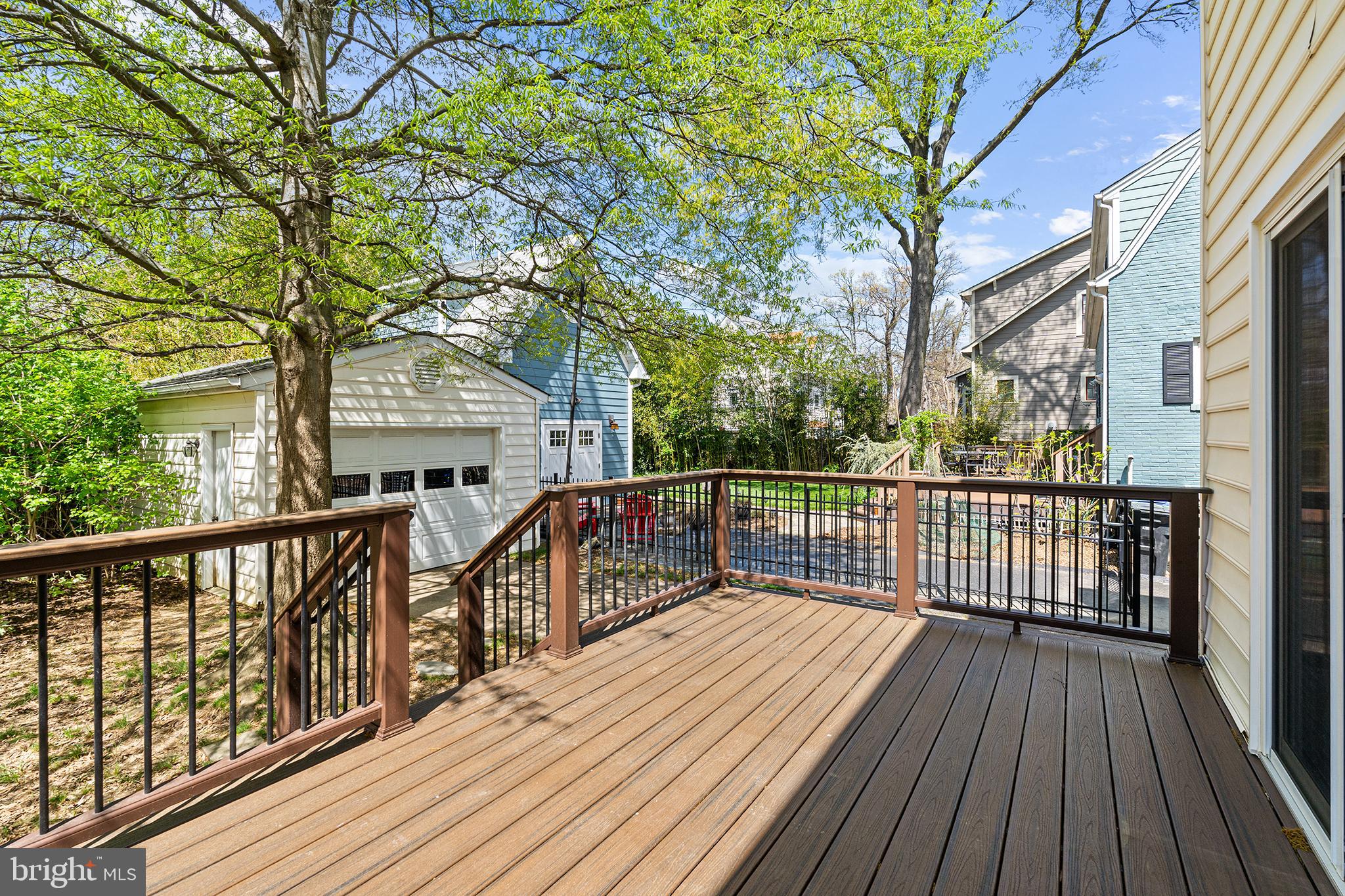 VIRGINIA SQUARE - Residential