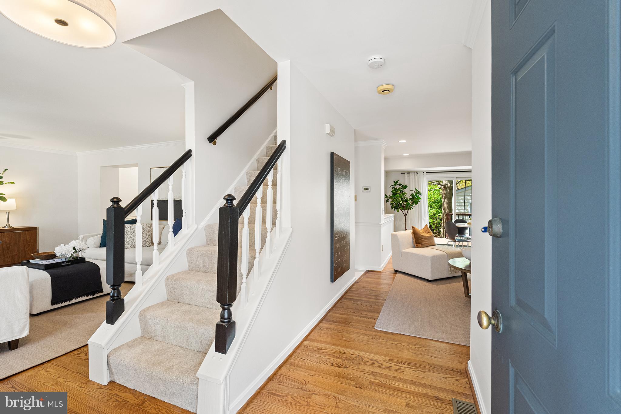 VIRGINIA SQUARE - Residential