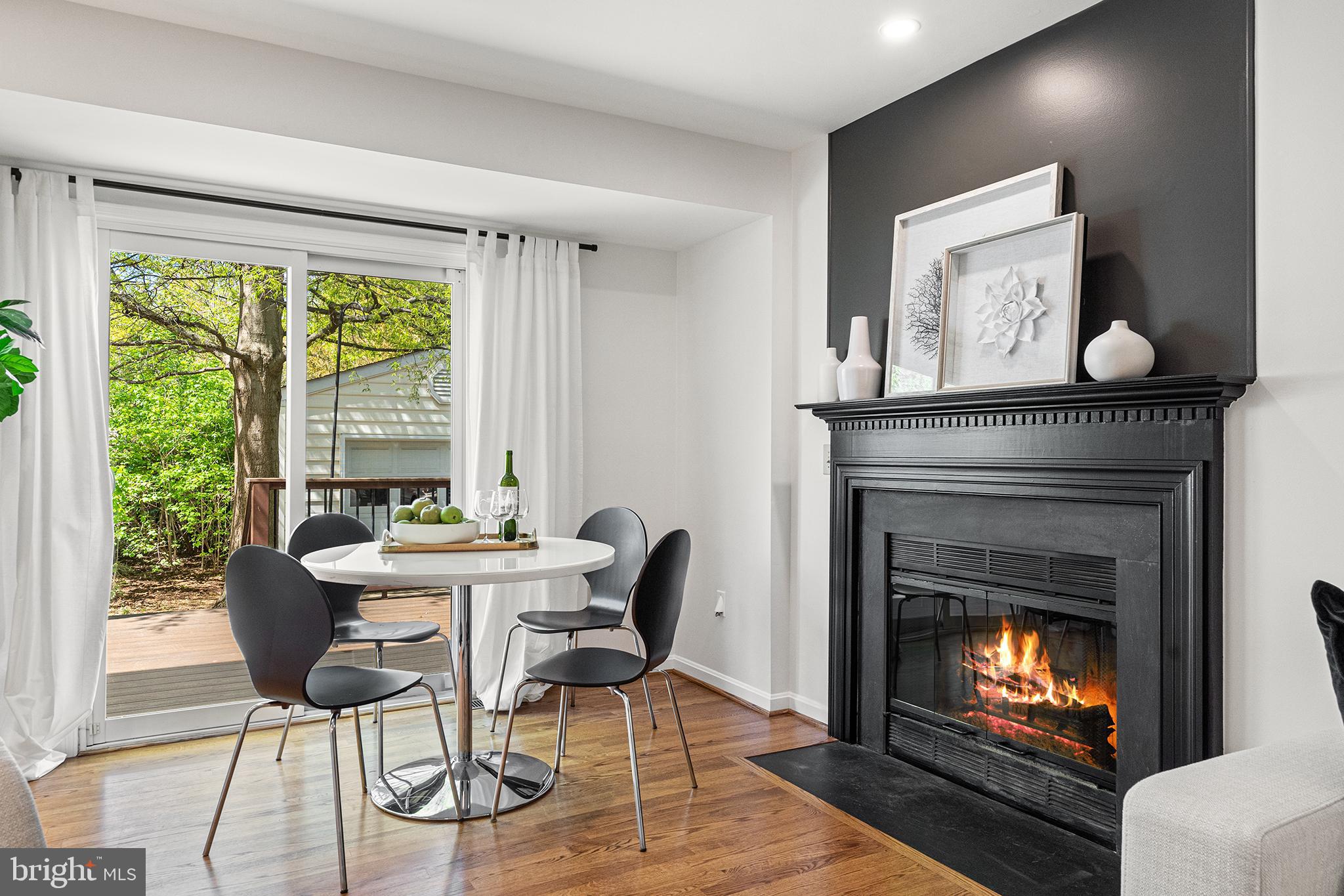 VIRGINIA SQUARE - Residential