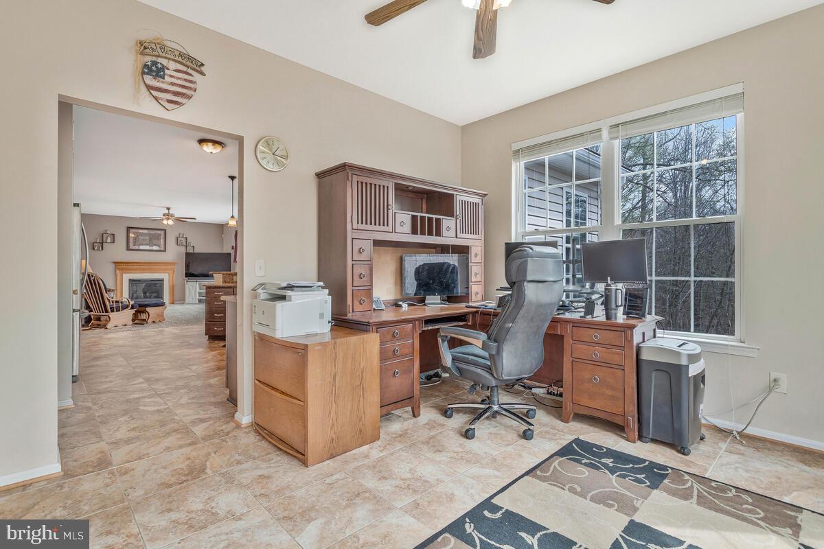 ASPEN WOODS - Residential