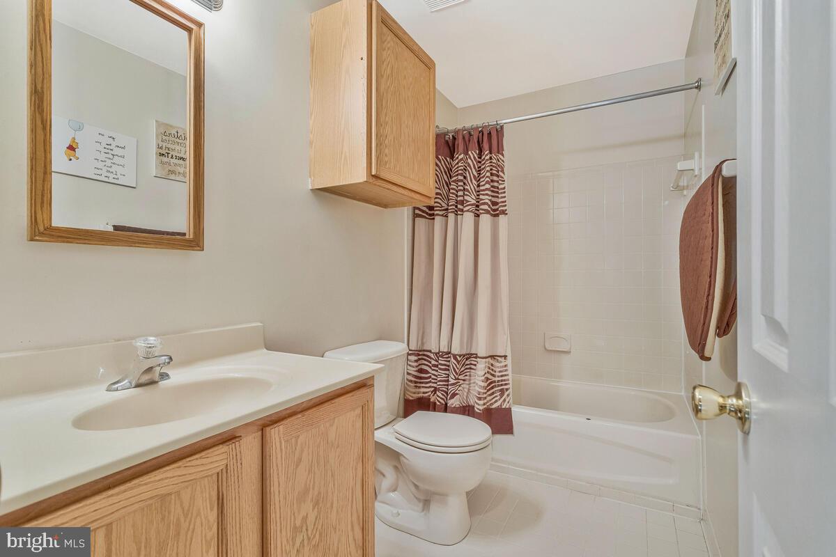 ASPEN WOODS - Residential