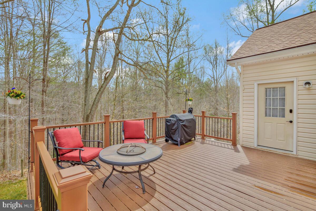 ASPEN WOODS - Residential