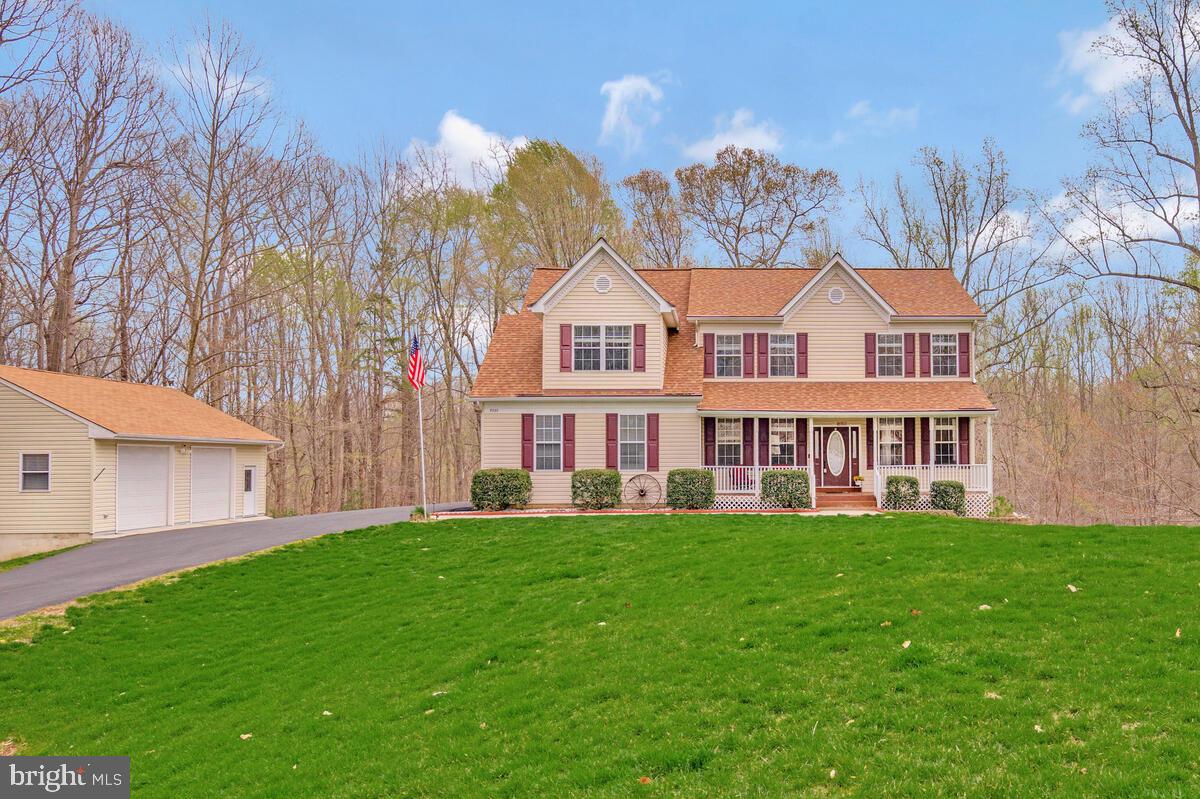 ASPEN WOODS - Residential