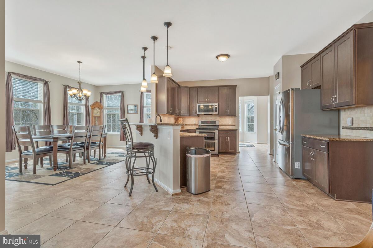 ASPEN WOODS - Residential