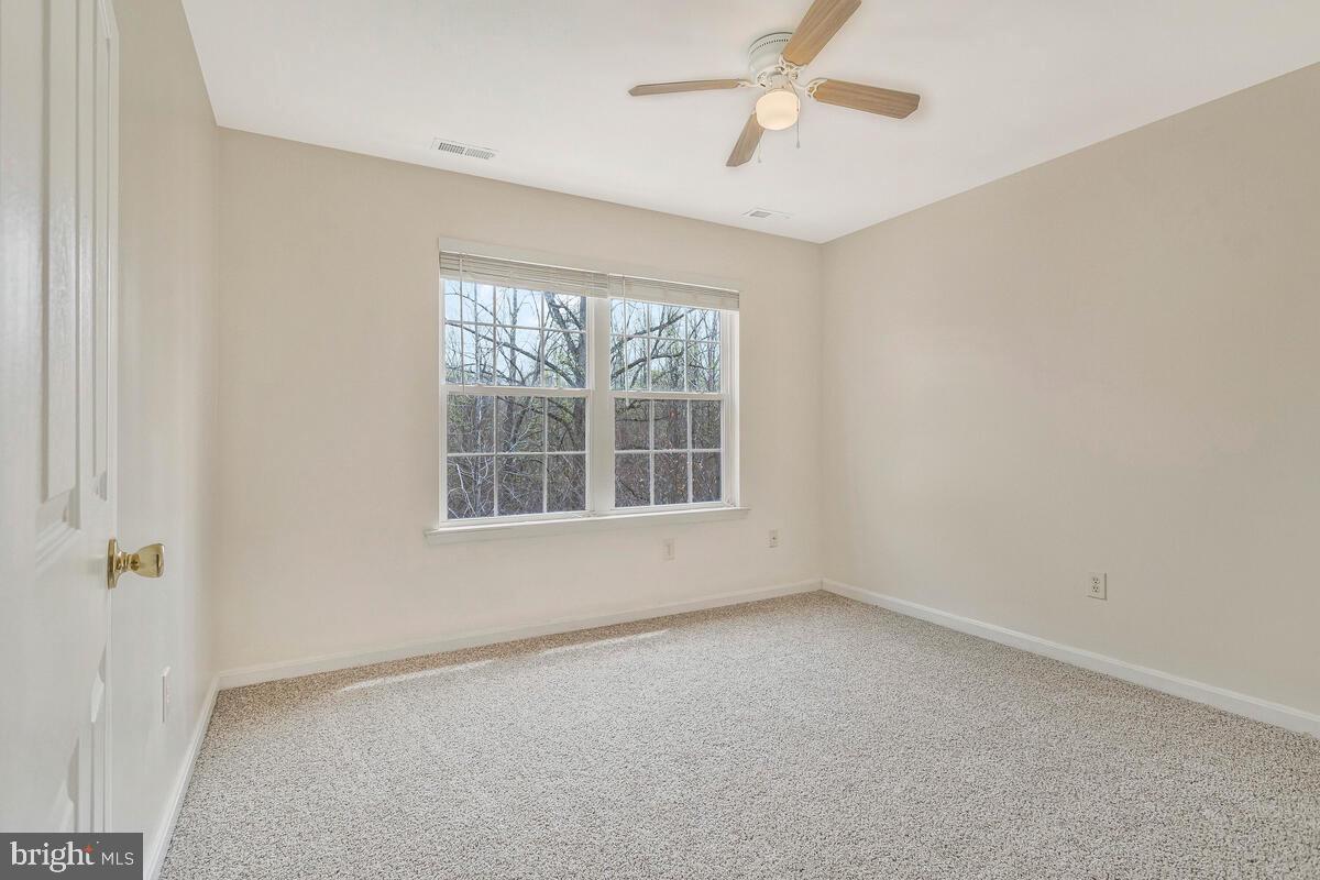 ASPEN WOODS - Residential