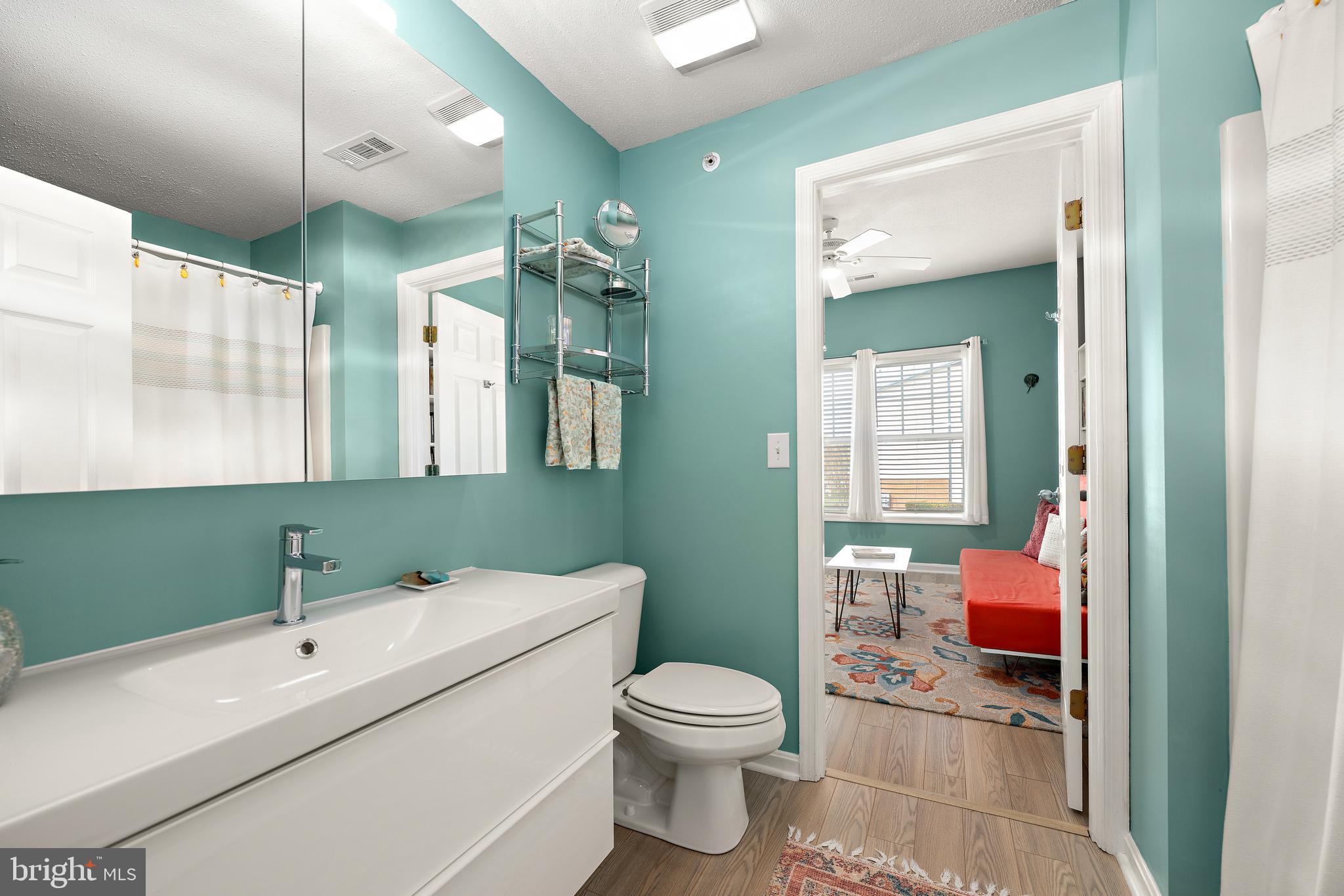 VILLAGES OF FIVE POINTS-EAST - Residential