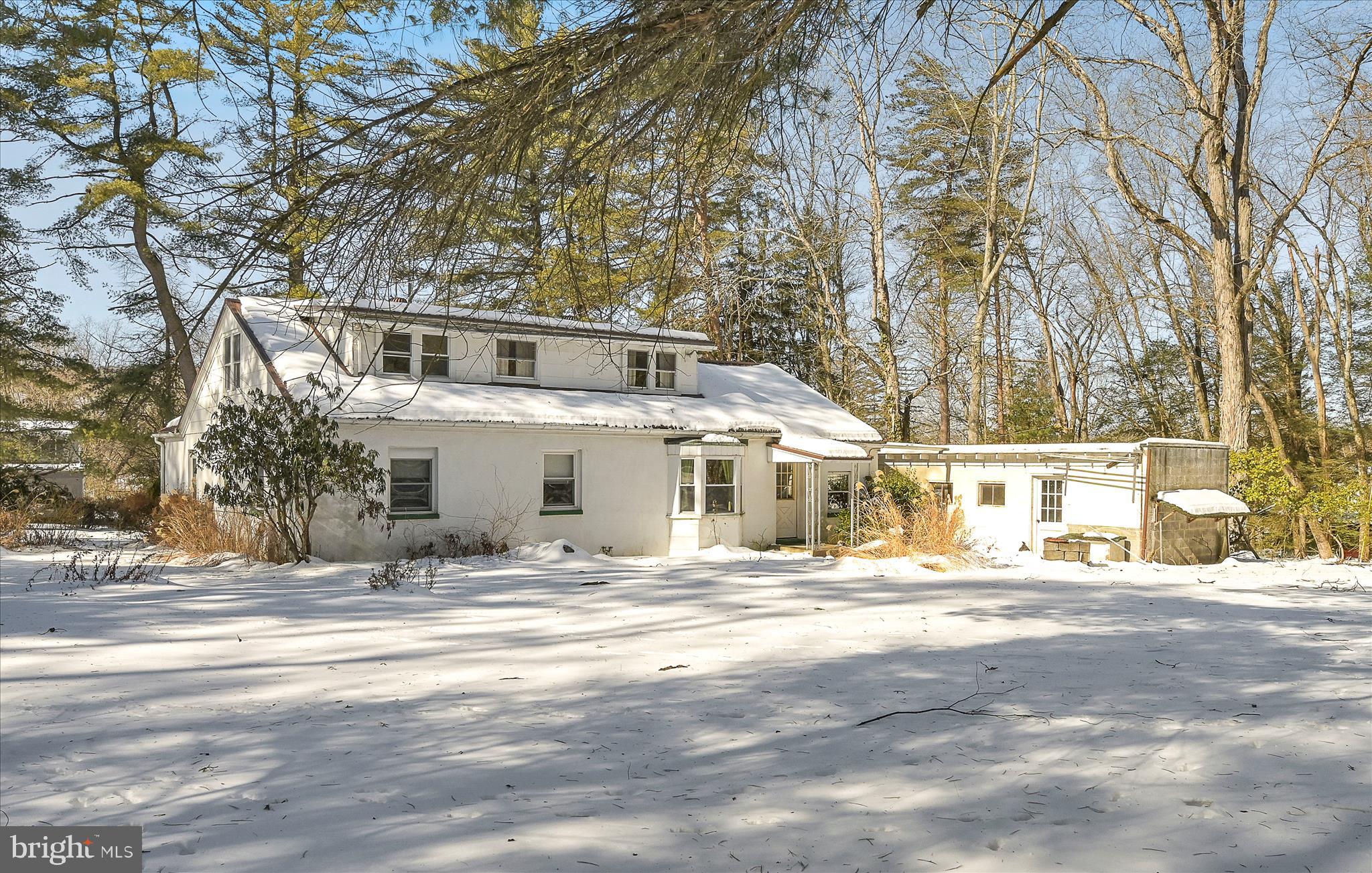 DEER LAKE - Residential