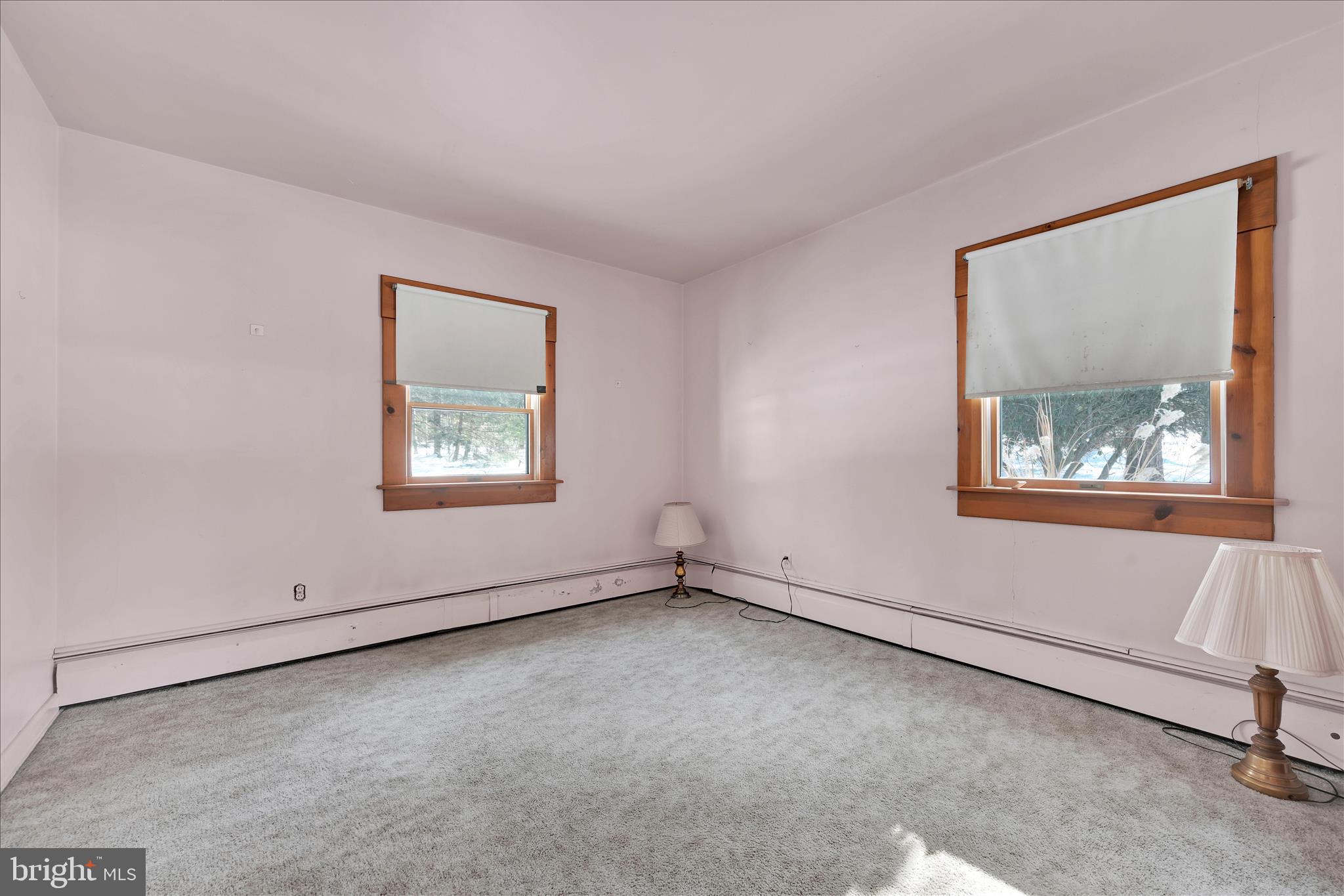 DEER LAKE - Residential